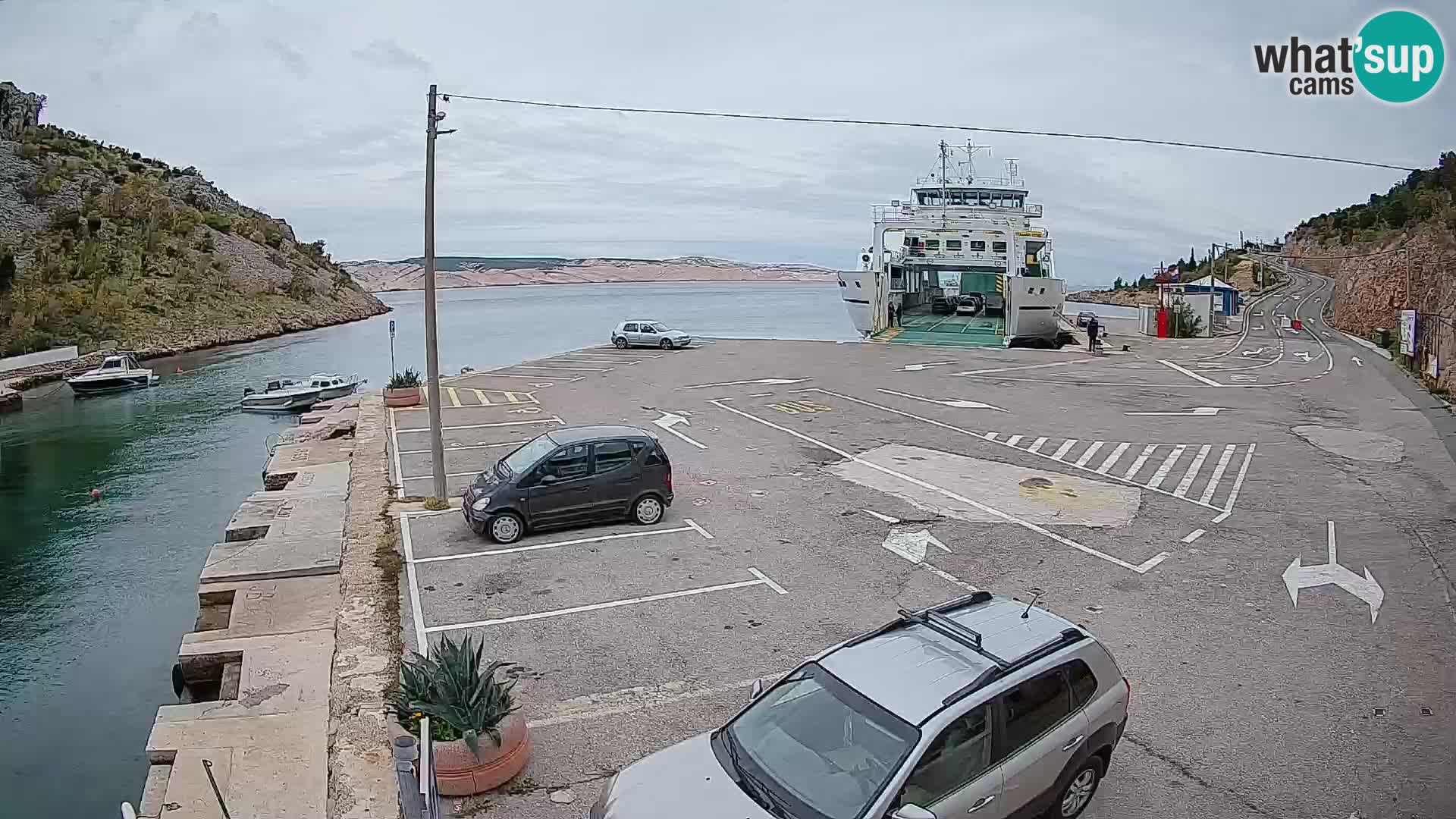 Webcam Prizna ferry port to Pag island