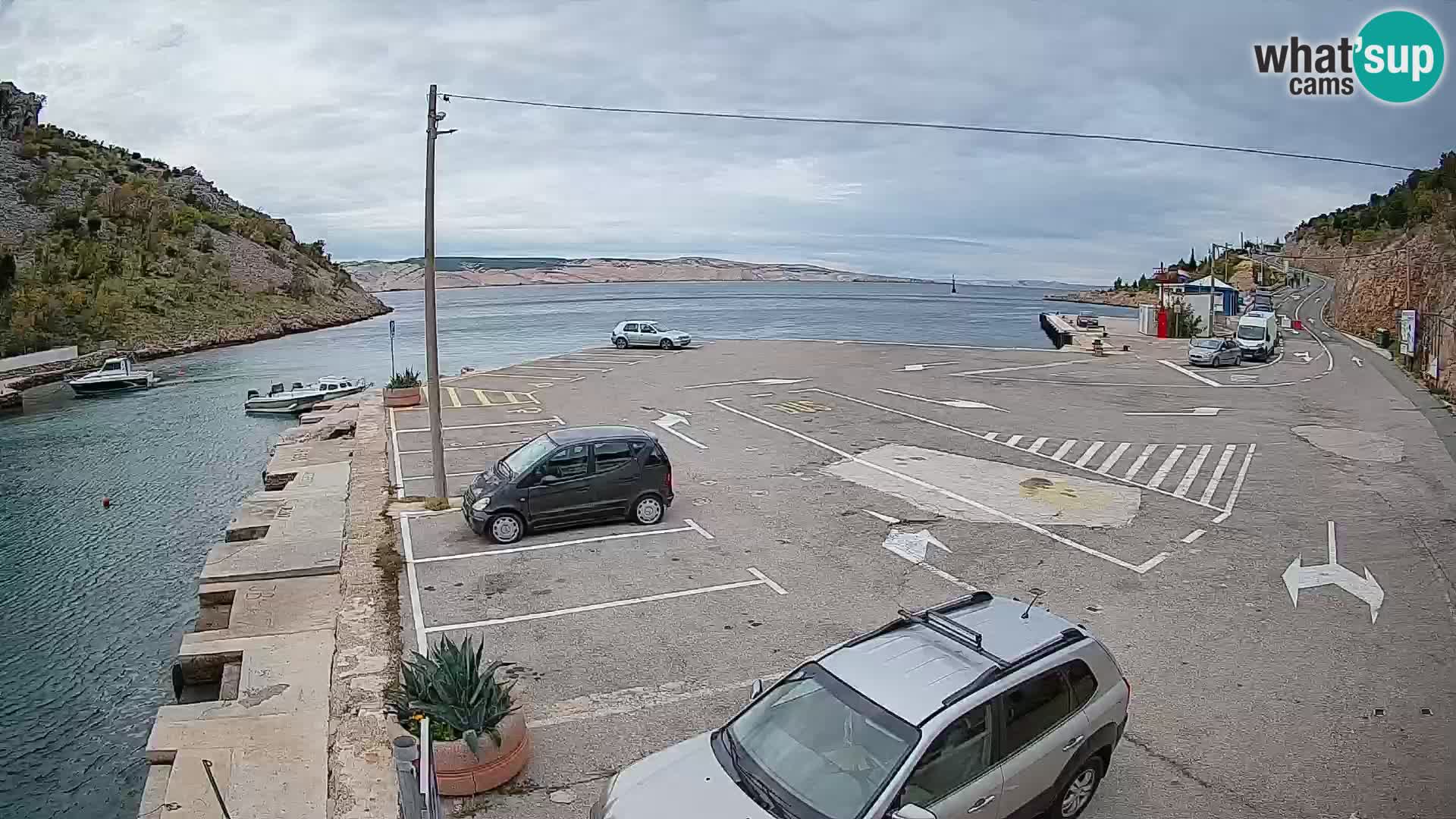 Webcam port de ferry de Prizna – vers l’île de Pag