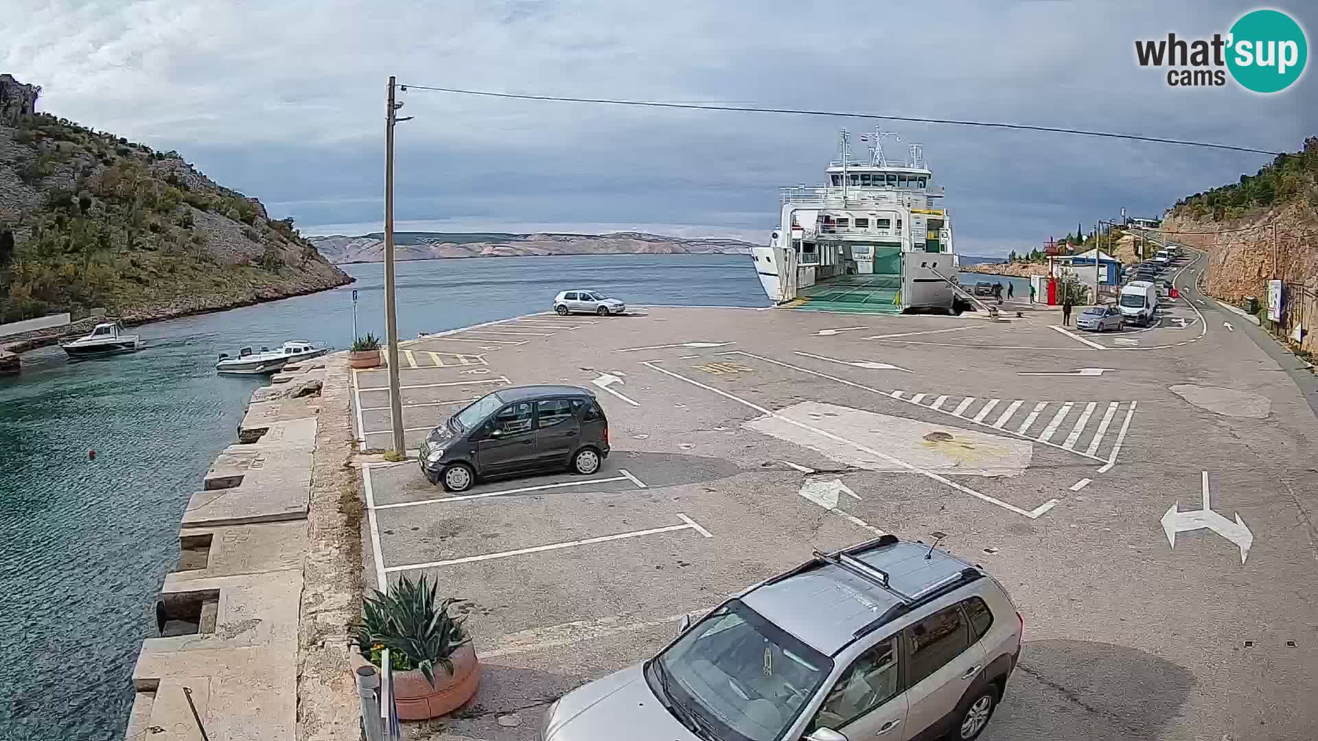 Webcam port de ferry de Prizna – vers l’île de Pag
