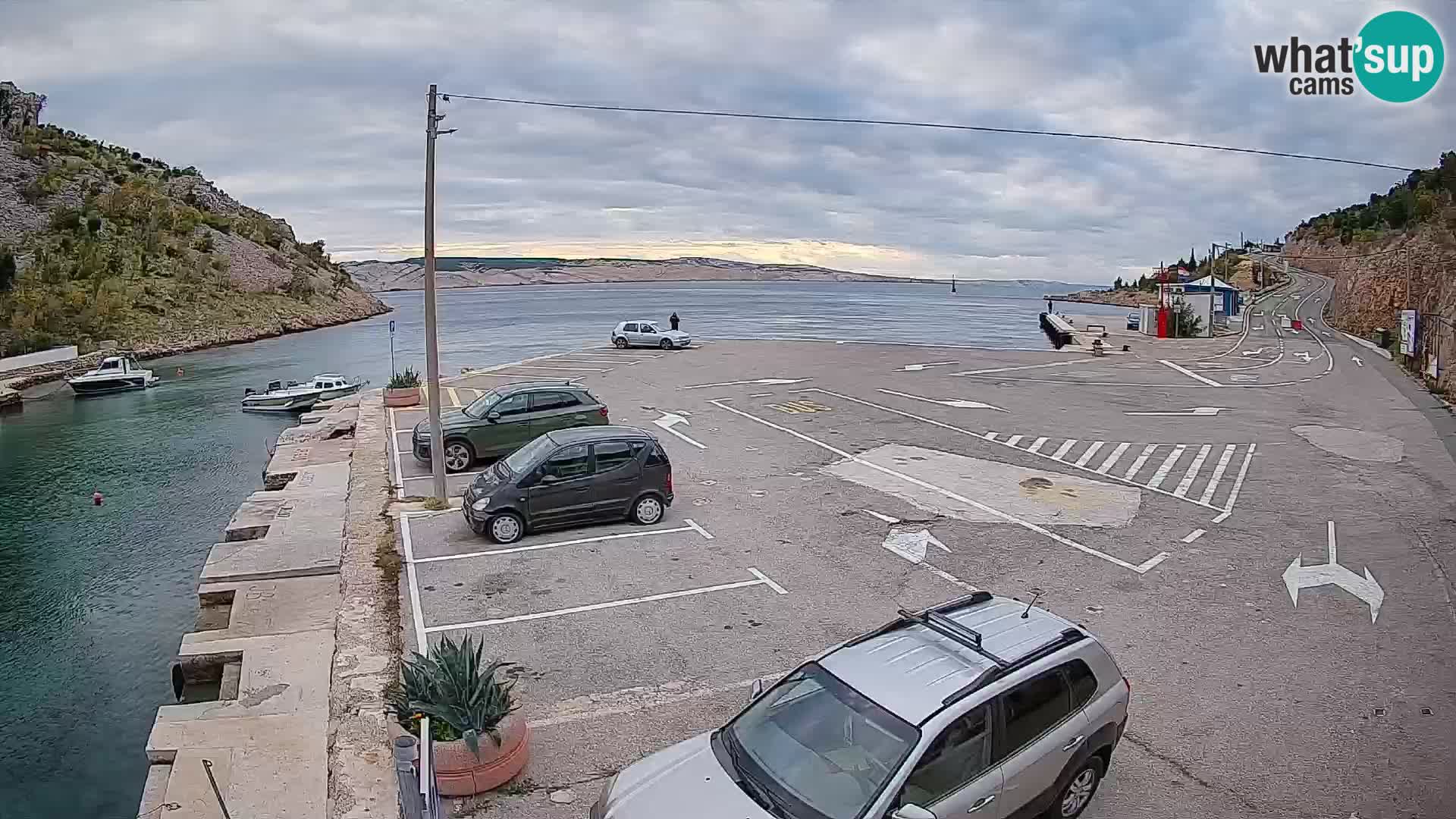 Webcam Prizna ferry port to Pag island