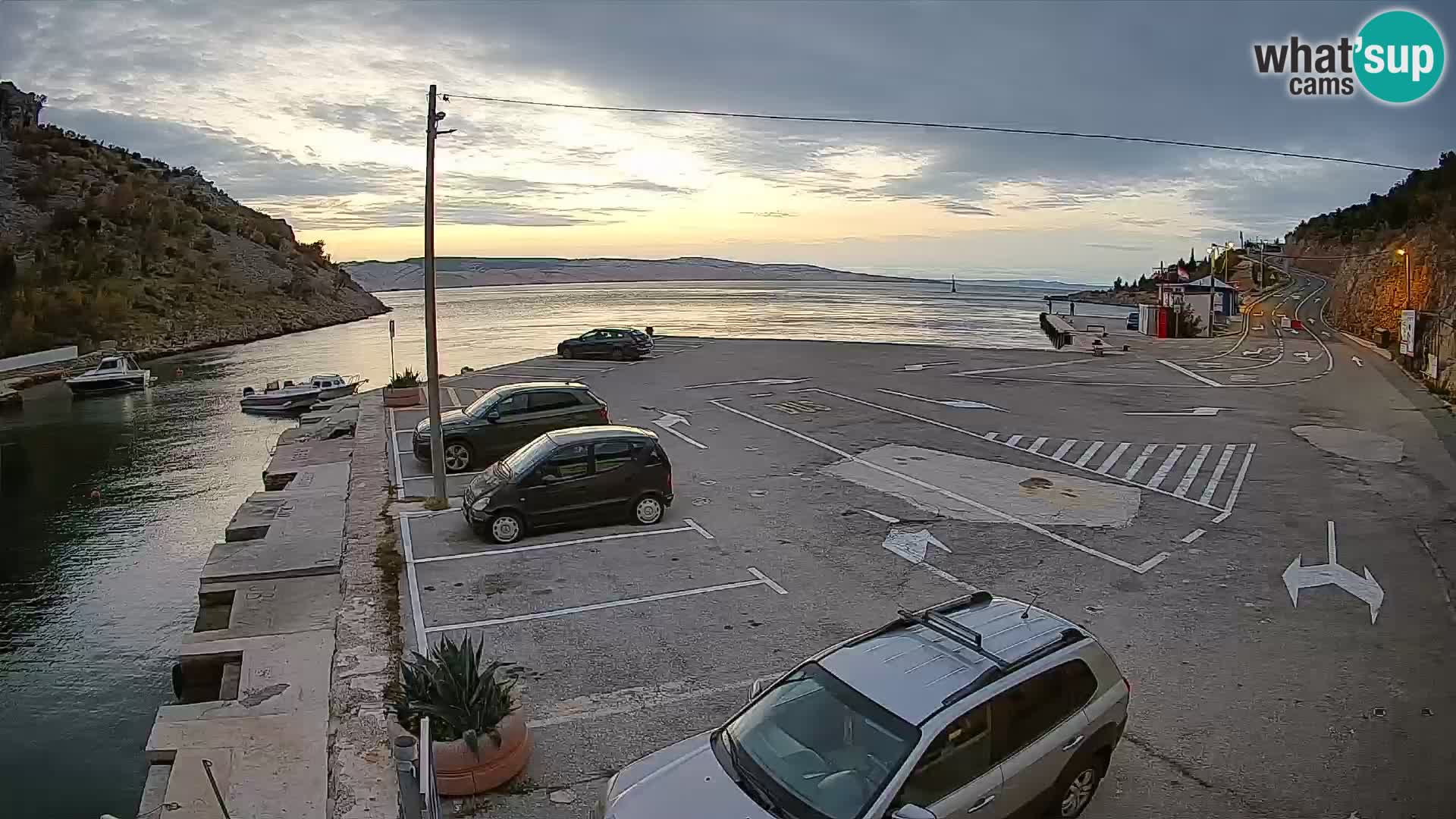 Webcam Prizna ferry port to Pag island