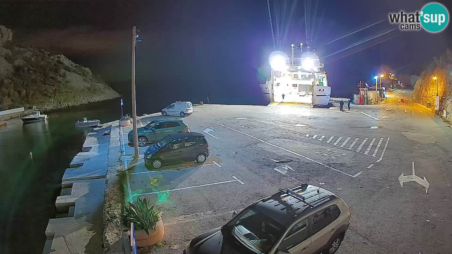 Webcam Prizna ferry port to Pag island
