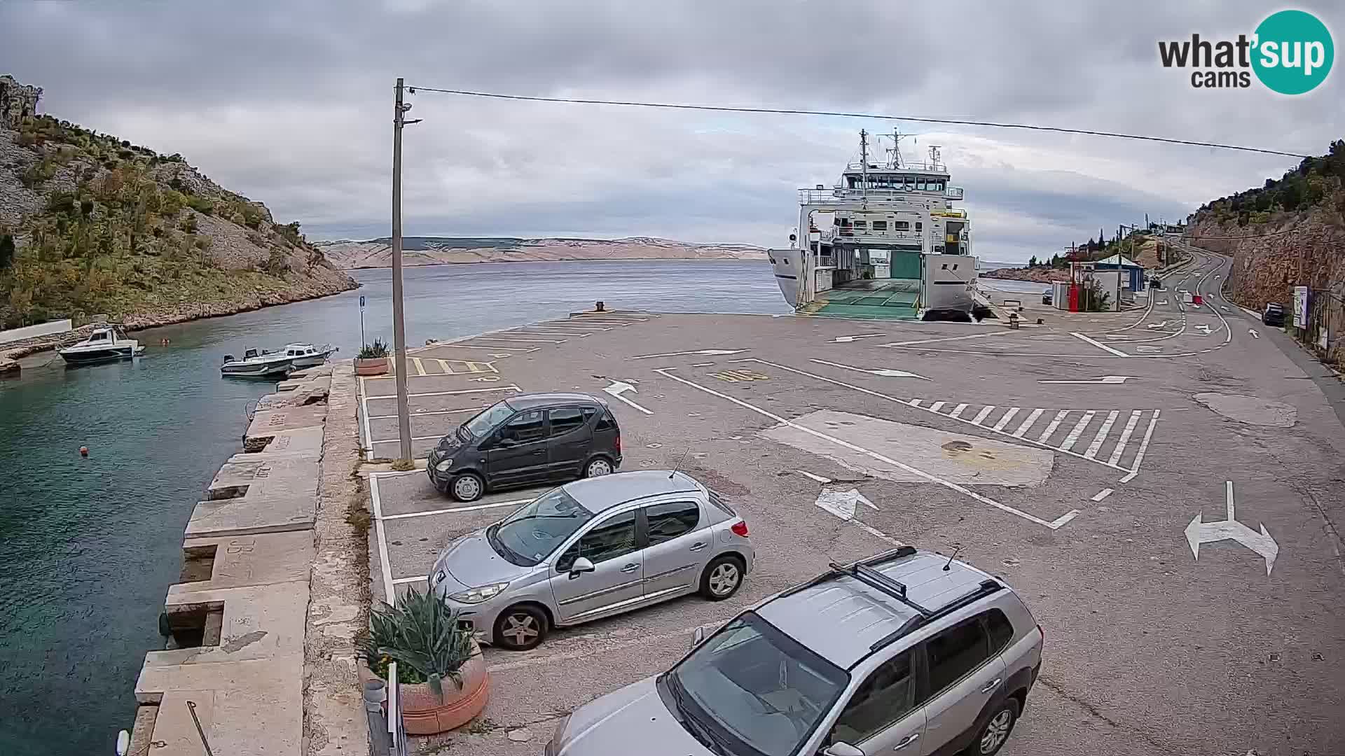 Webcam port de ferry de Prizna – vers l’île de Pag