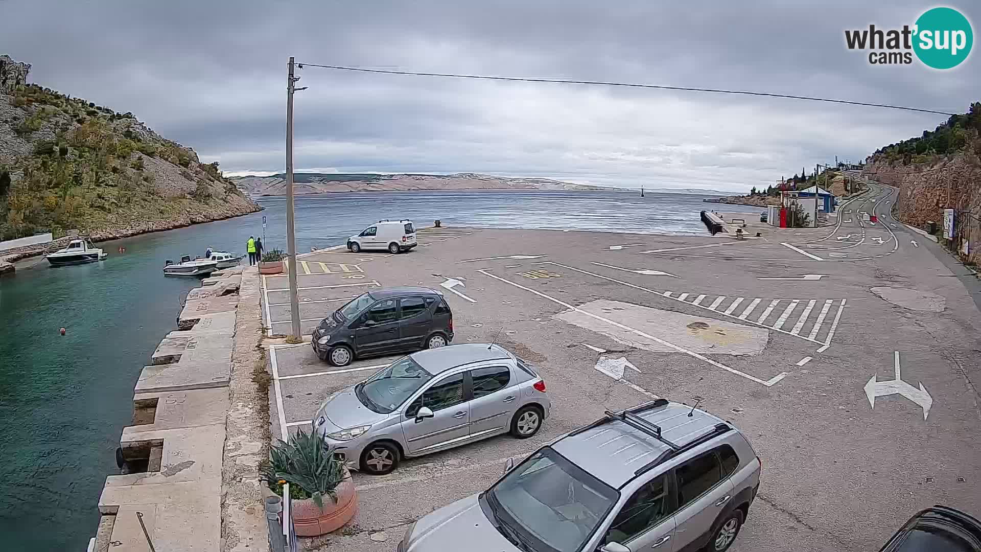 Webcam Prizna ferry port to Pag island