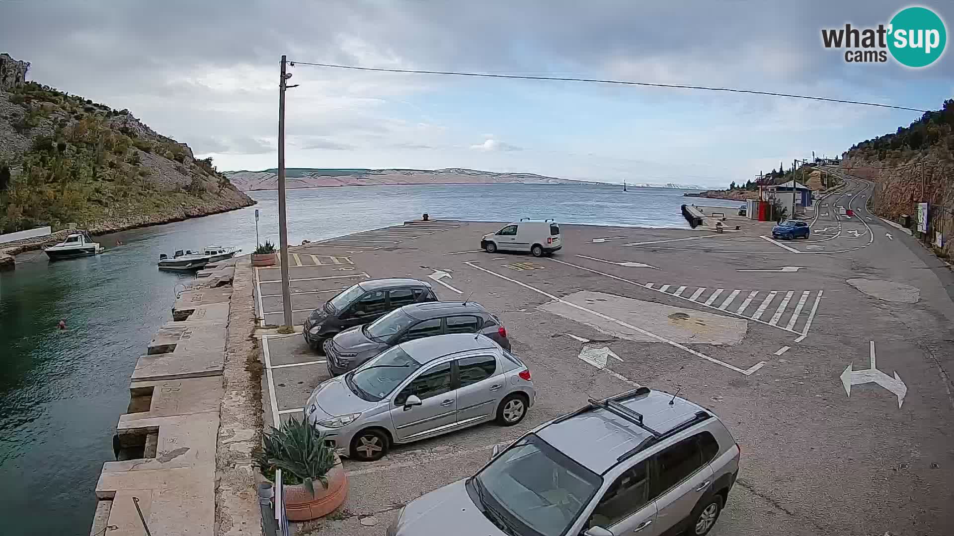 Webcam Prizna ferry port to Pag island