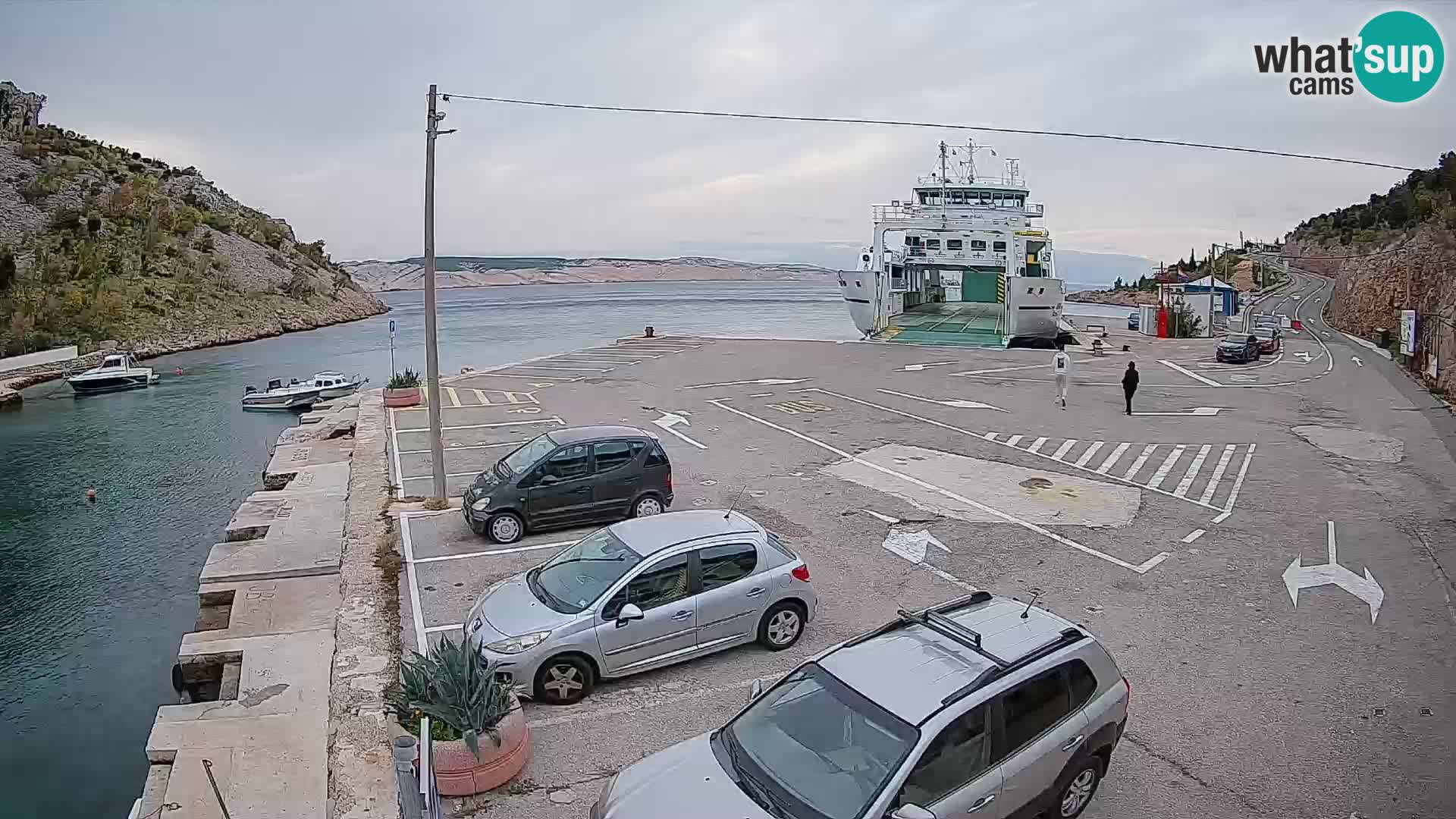 Webcam Prizna ferry port to Pag island