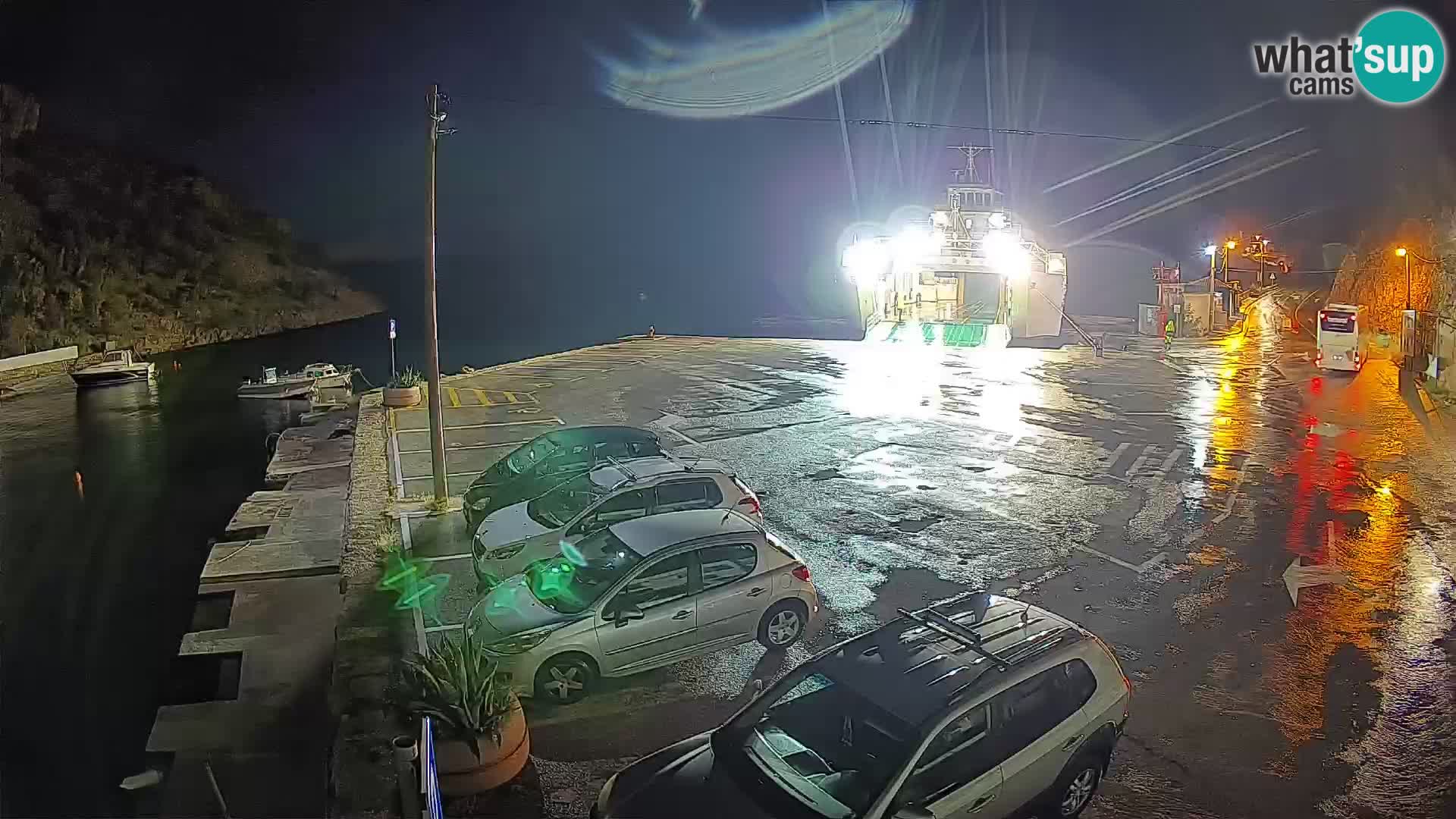 Webcam port de ferry de Prizna – vers l’île de Pag