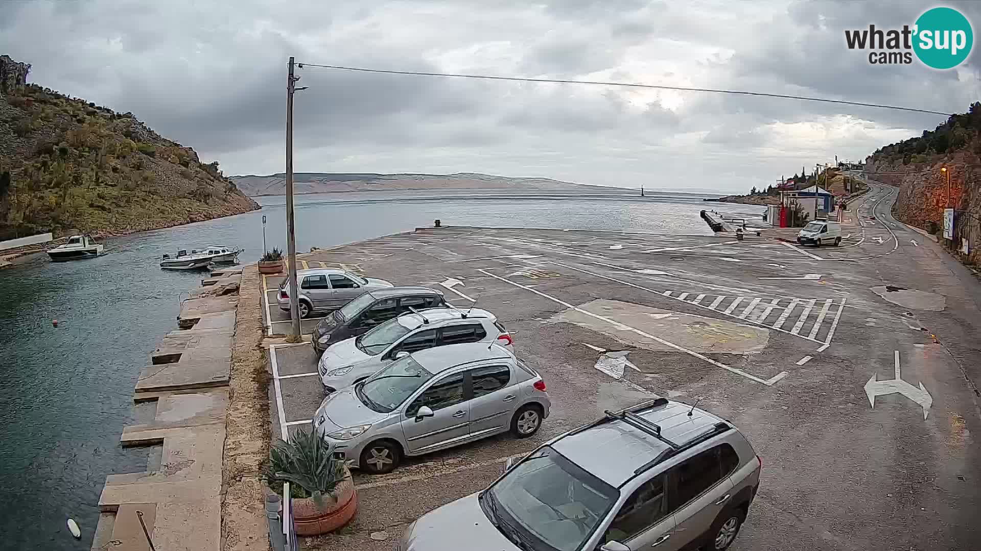 Webcam Prizna ferry port to Pag island
