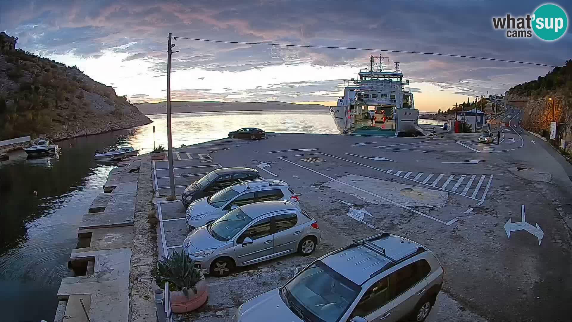 Webcam Prizna ferry port to Pag island