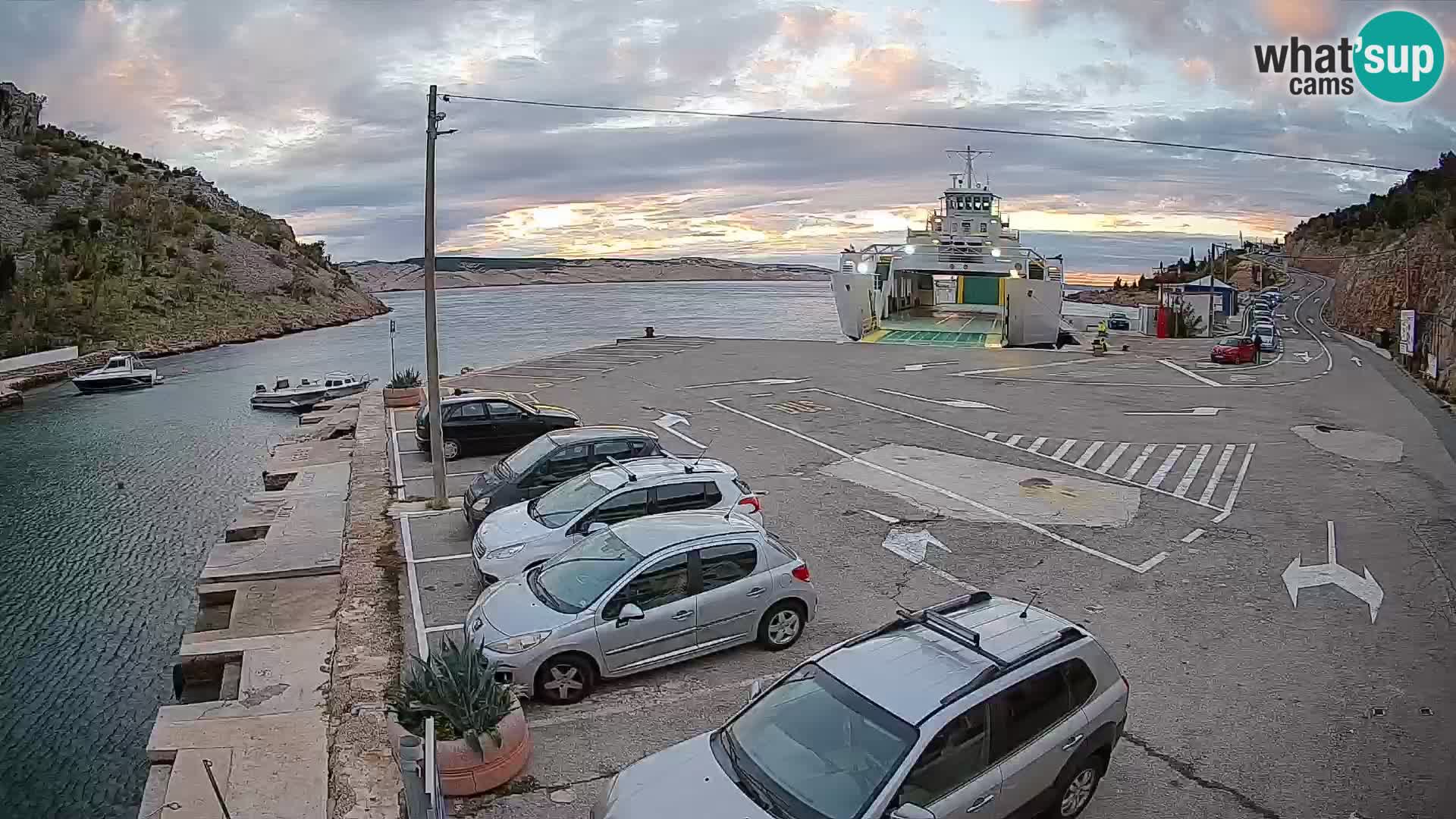 Webcam port de ferry de Prizna – vers l’île de Pag