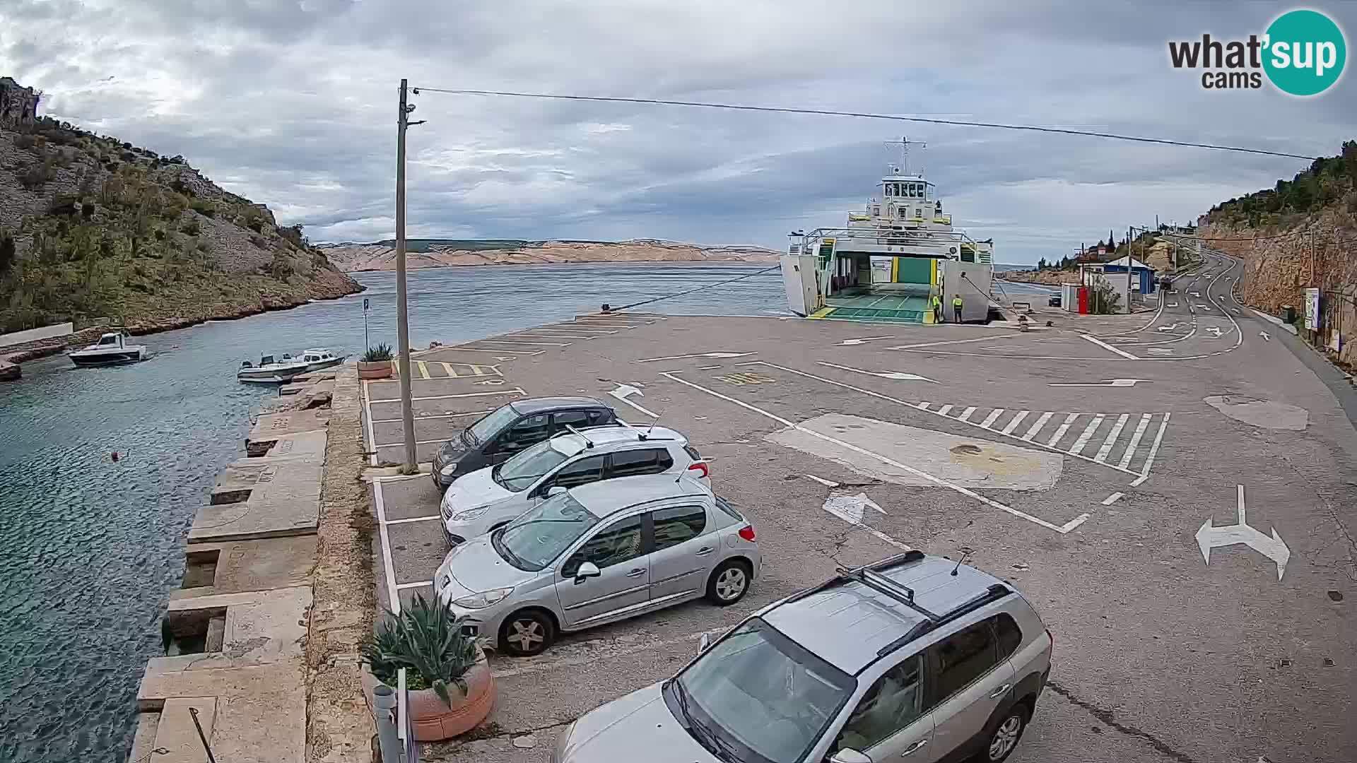 Webcam Prizna ferry port to Pag island