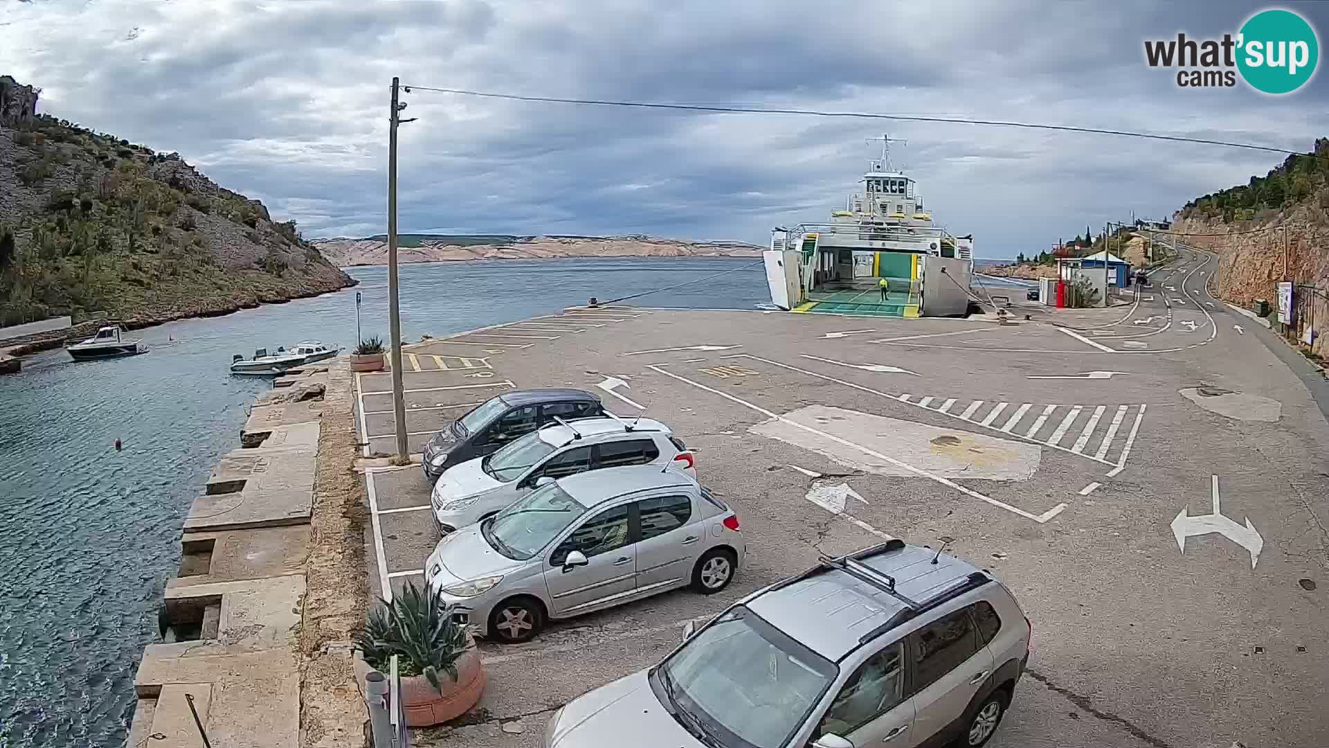 Webcam port de ferry de Prizna – vers l’île de Pag