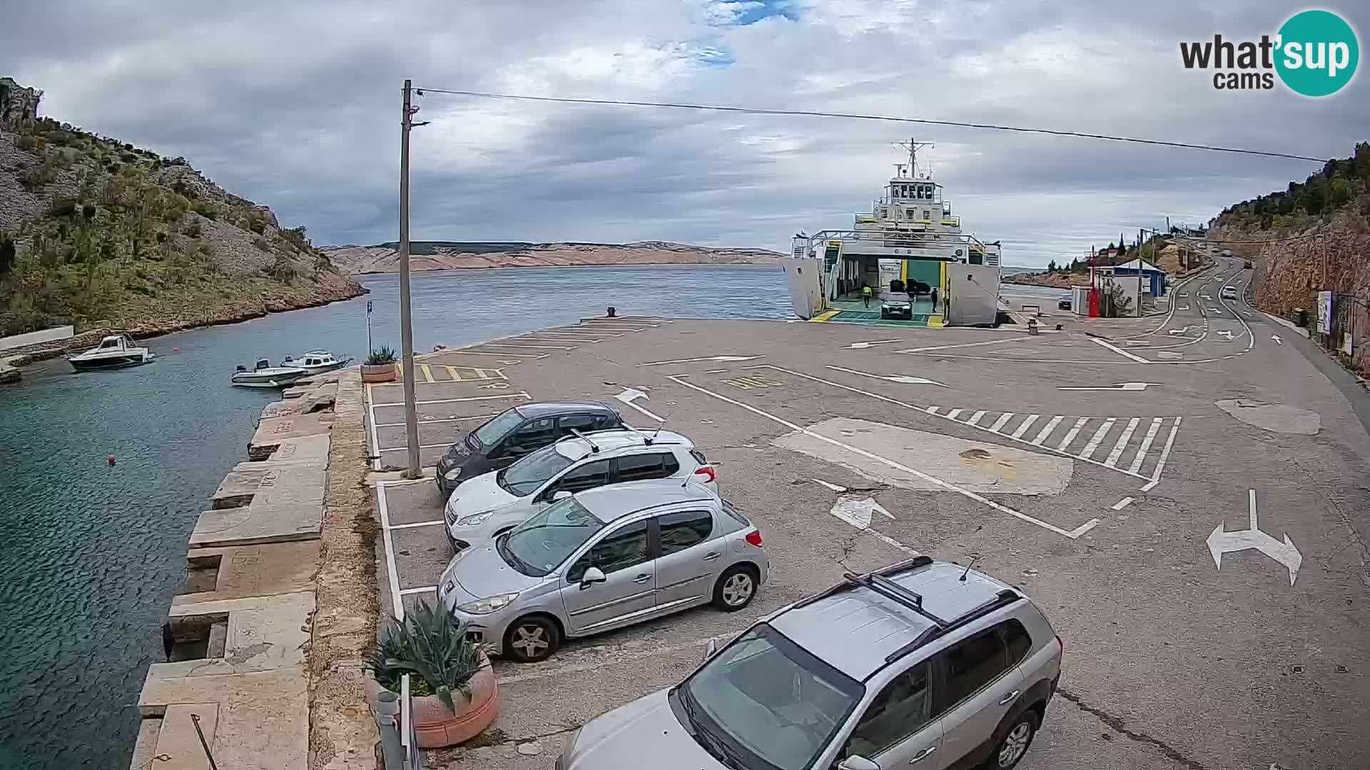 Webcam Prizna ferry port to Pag island