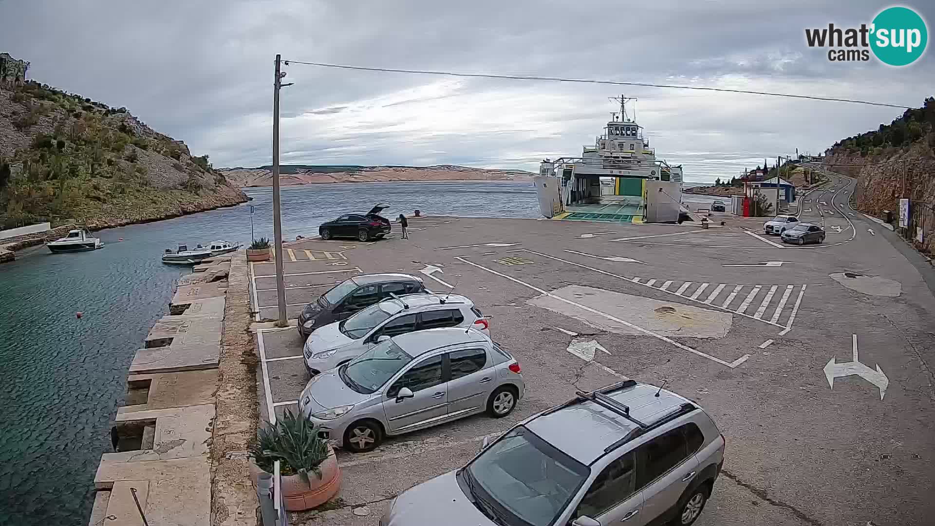 Webcam Prizna ferry port to Pag island