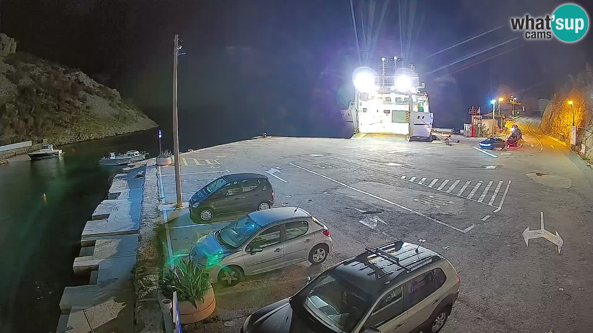 Webcam Prizna ferry port to Pag island