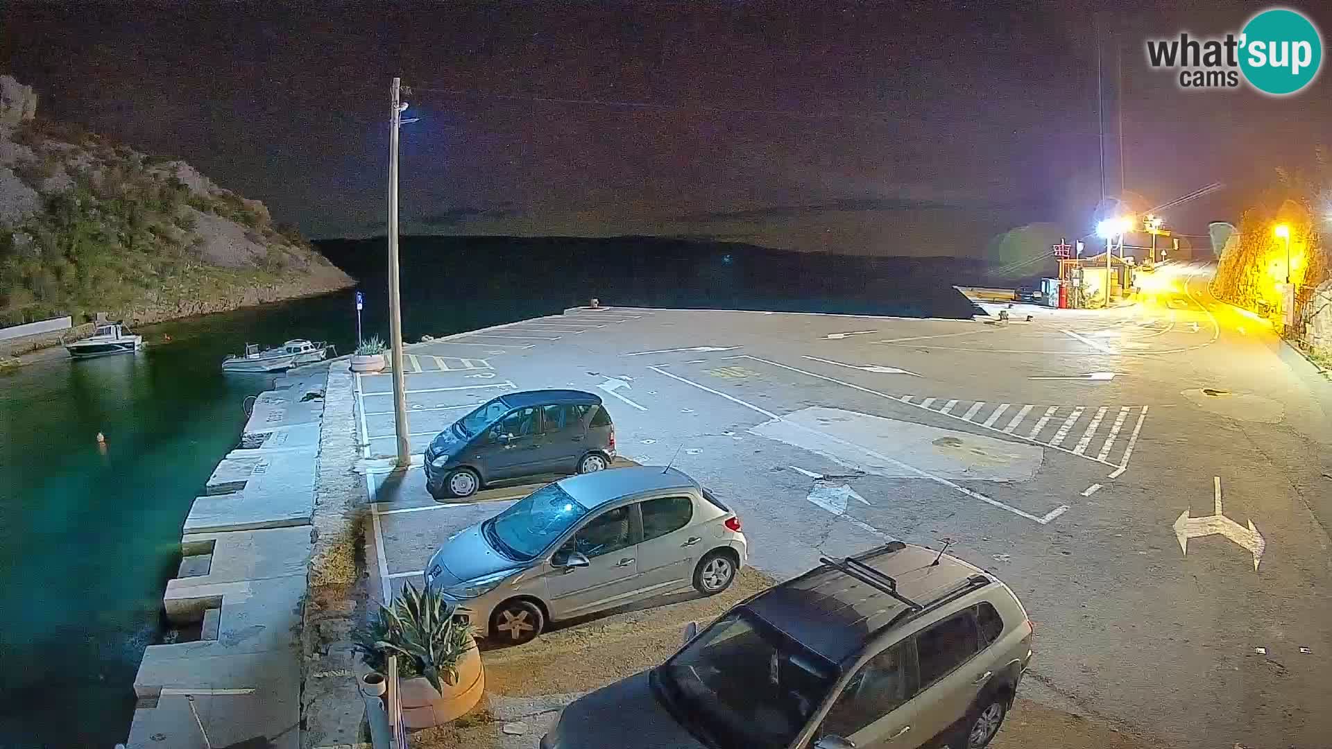 Web kamera trajektna luka Prizna – prema otoku Pag