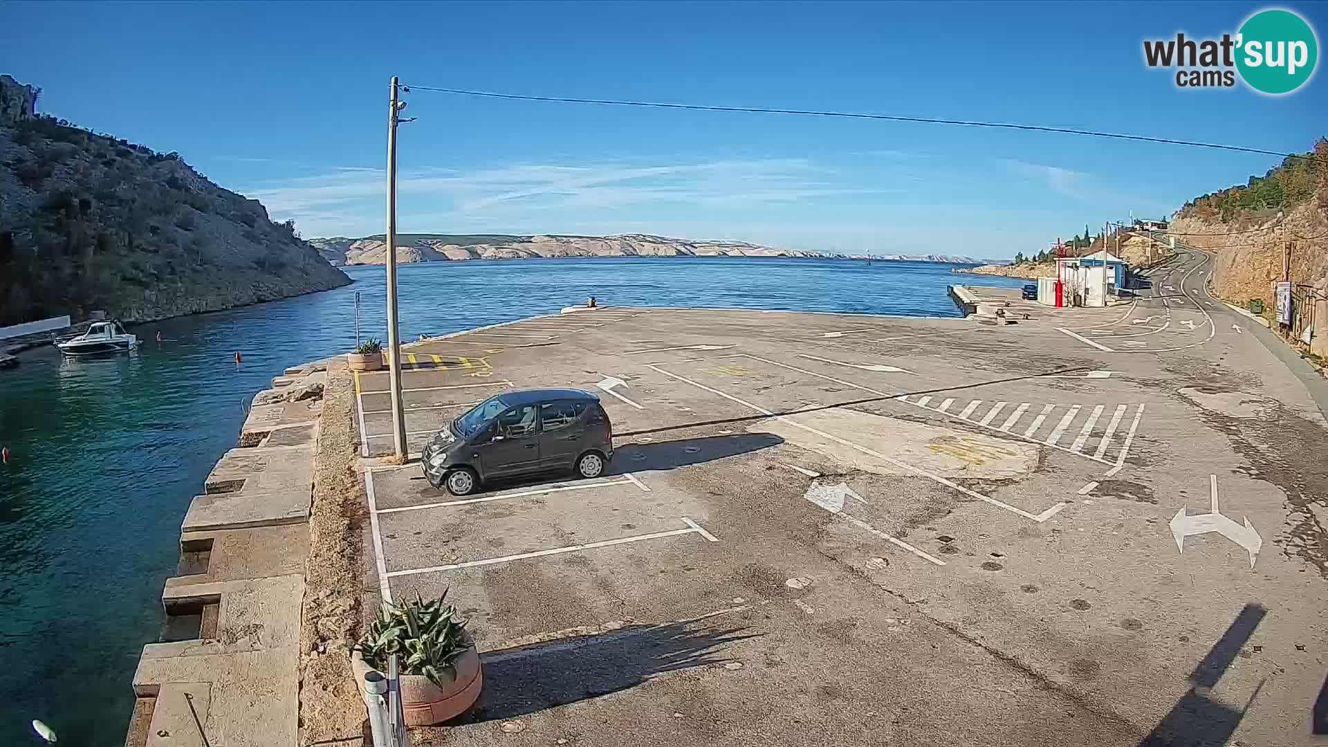 Webcam Prizna ferry port to Pag island