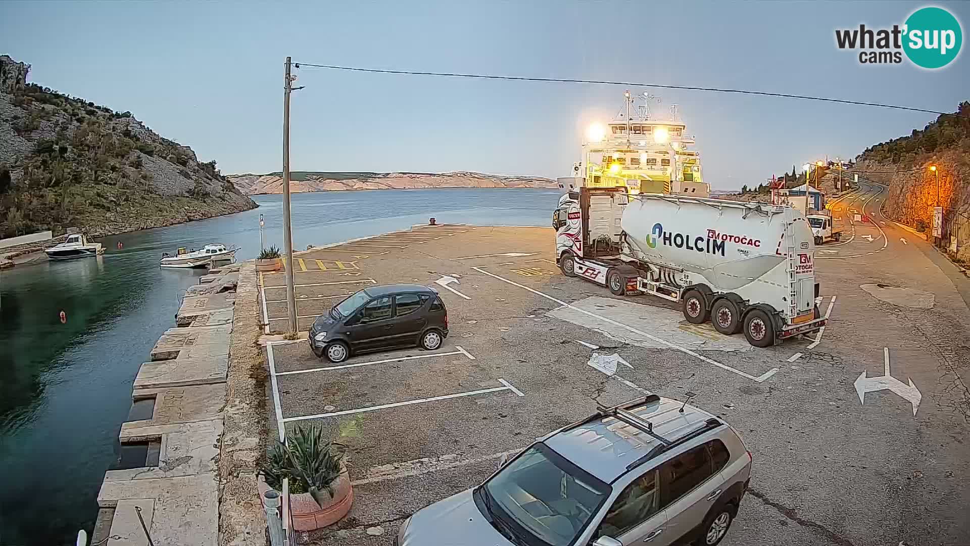 Webcam porto traghetti di Prizna – per l’isola di Pag