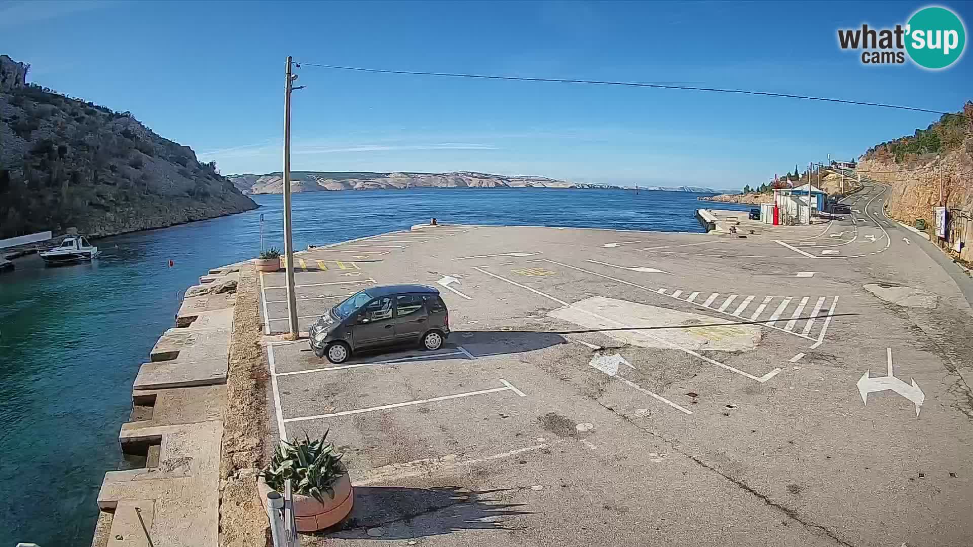 Webcam Prizna ferry port to Pag island