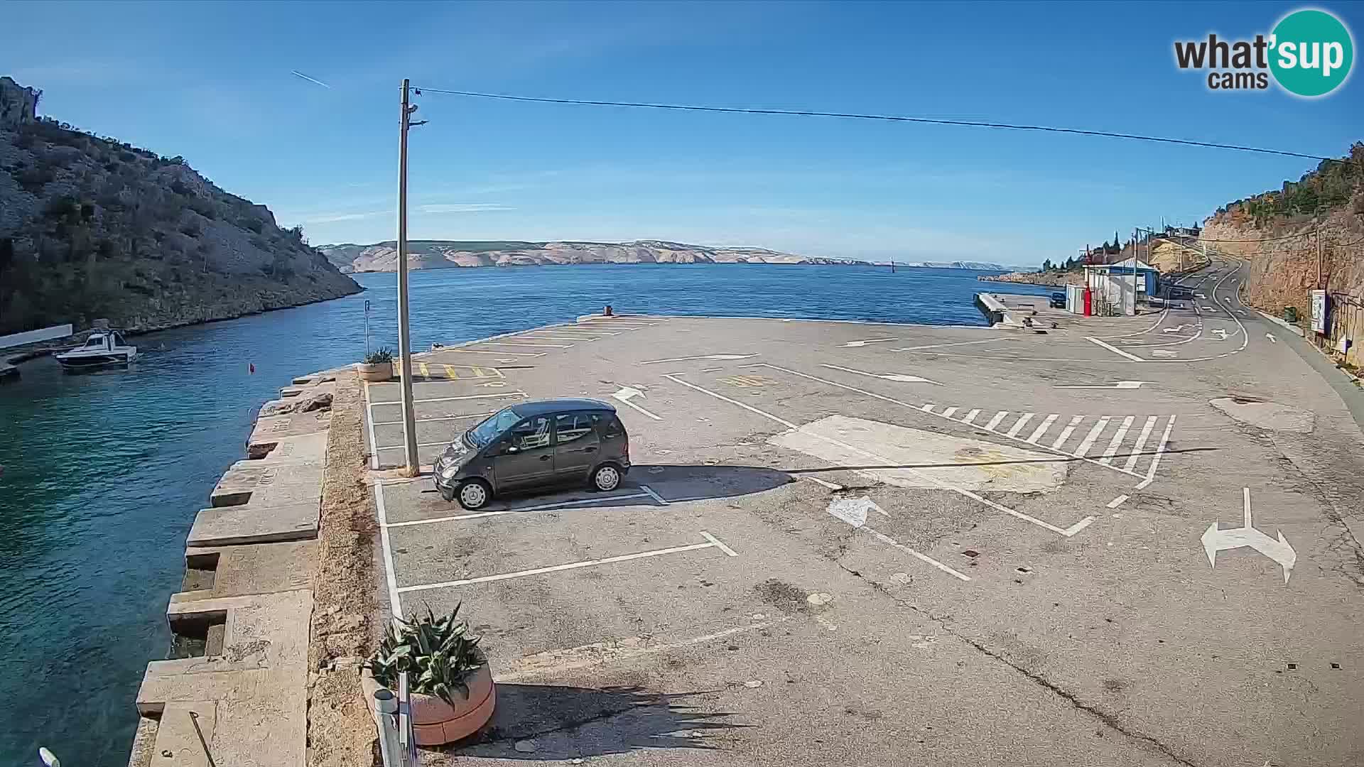 Webcam Prizna ferry port to Pag island