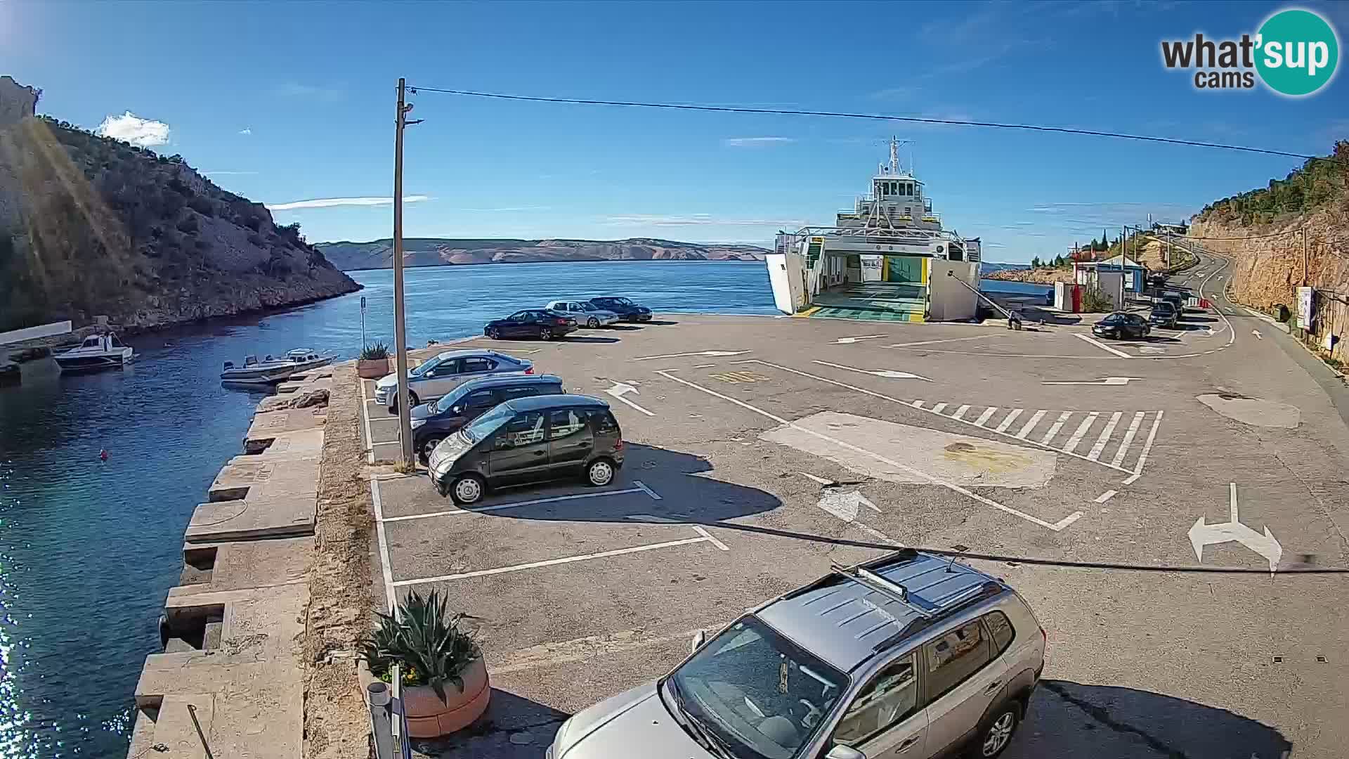 Web kamera trajektna luka Prizna – prema otoku Pag