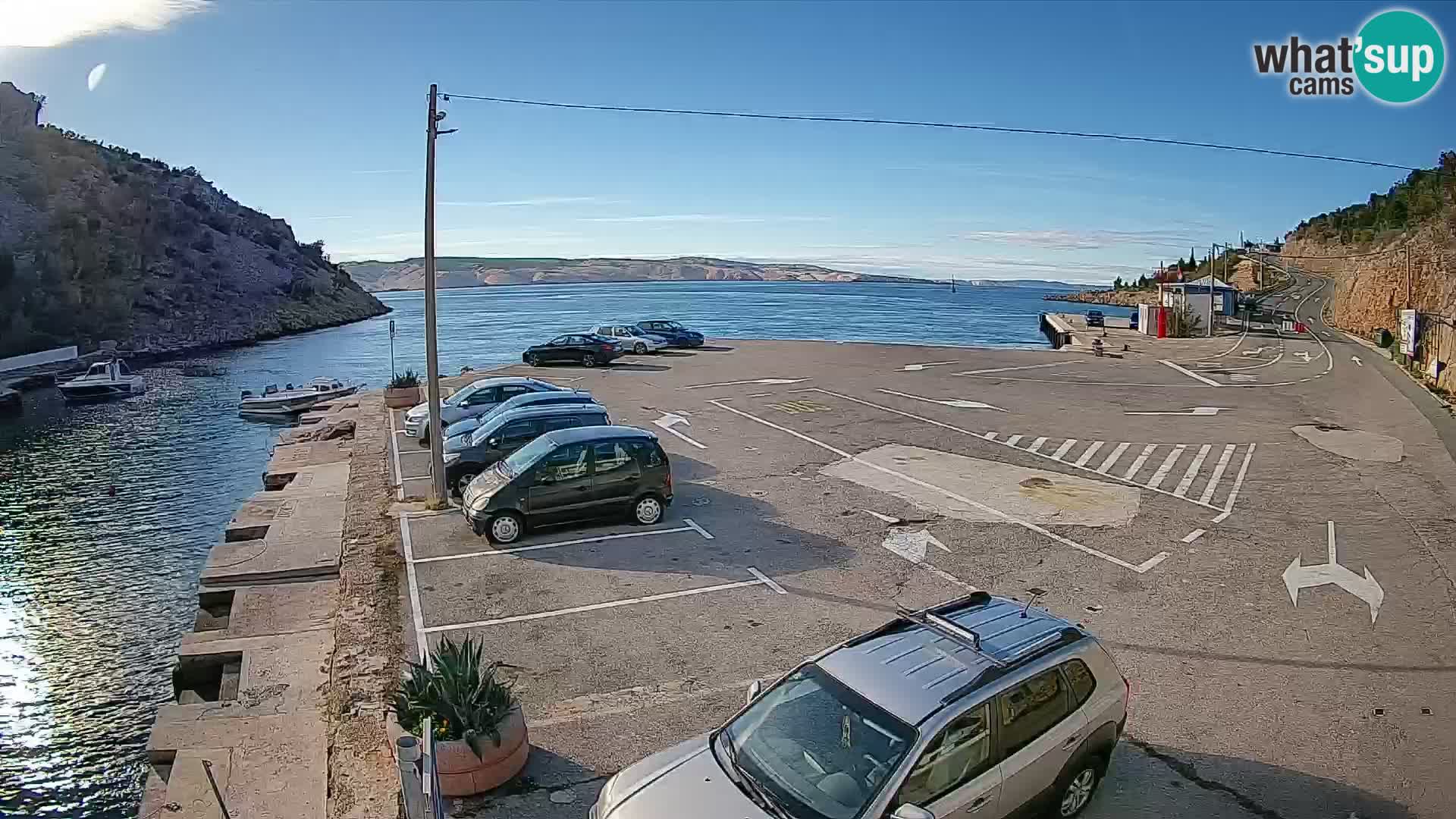 Web kamera trajektna luka Prizna – prema otoku Pag