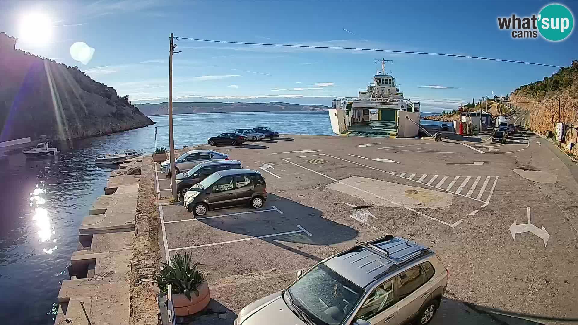 Webcam Prizna ferry port to Pag island