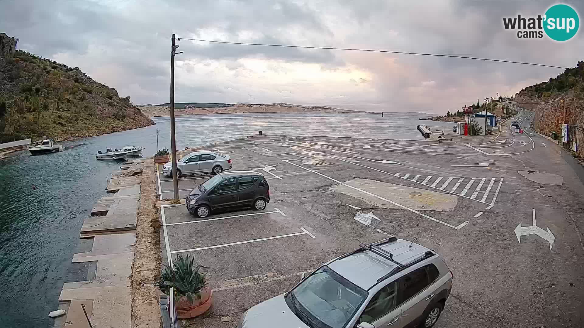 Webcam Prizna ferry port to Pag island
