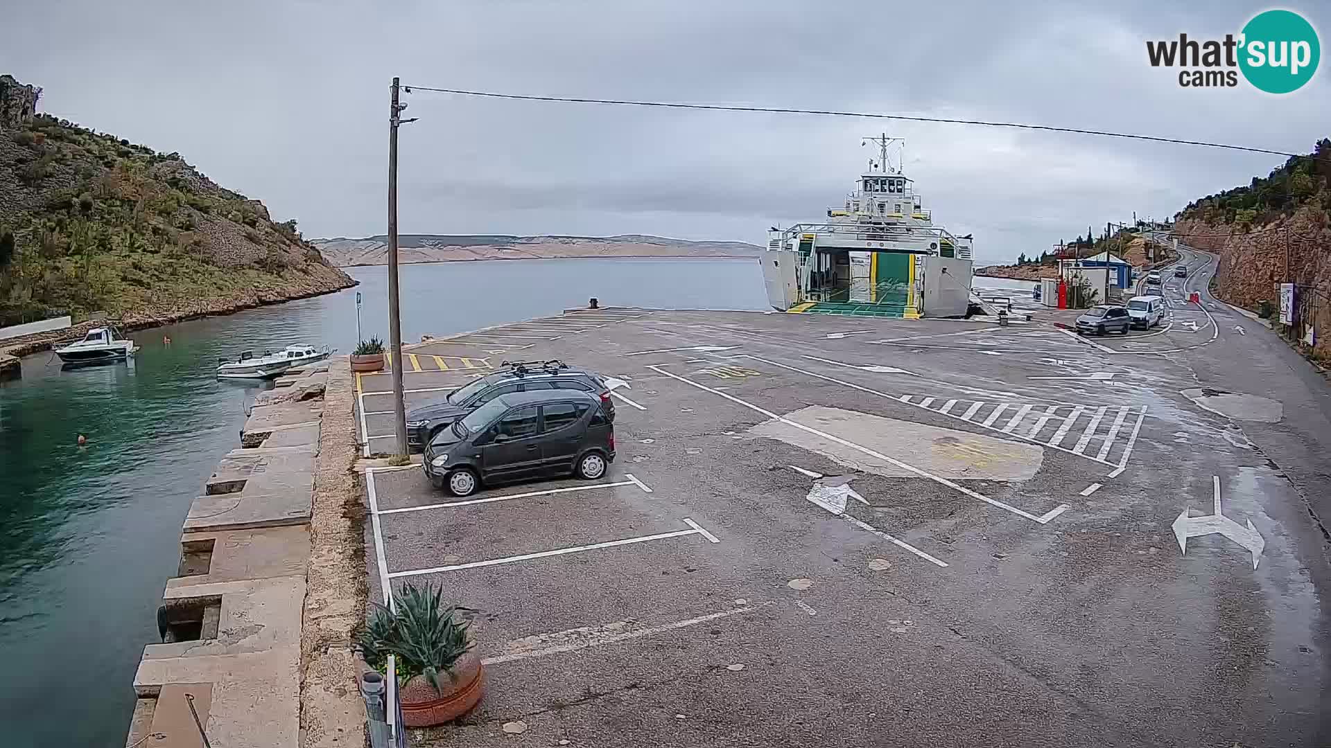 Webcam port de ferry de Prizna – vers l’île de Pag