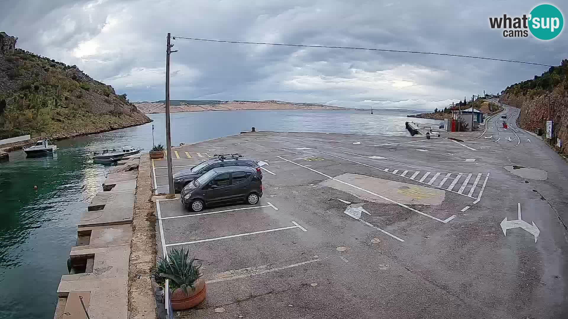 Webcam Prizna ferry port to Pag island