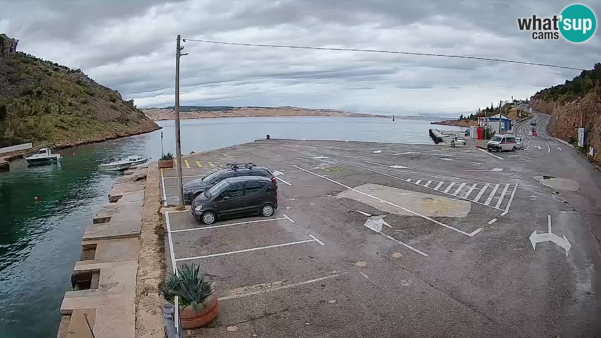 Webcam port de ferry de Prizna – vers l’île de Pag