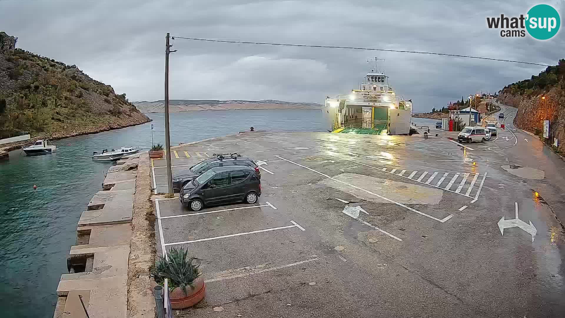 Webcam Fährhafen Prizna – zur Insel Pag
