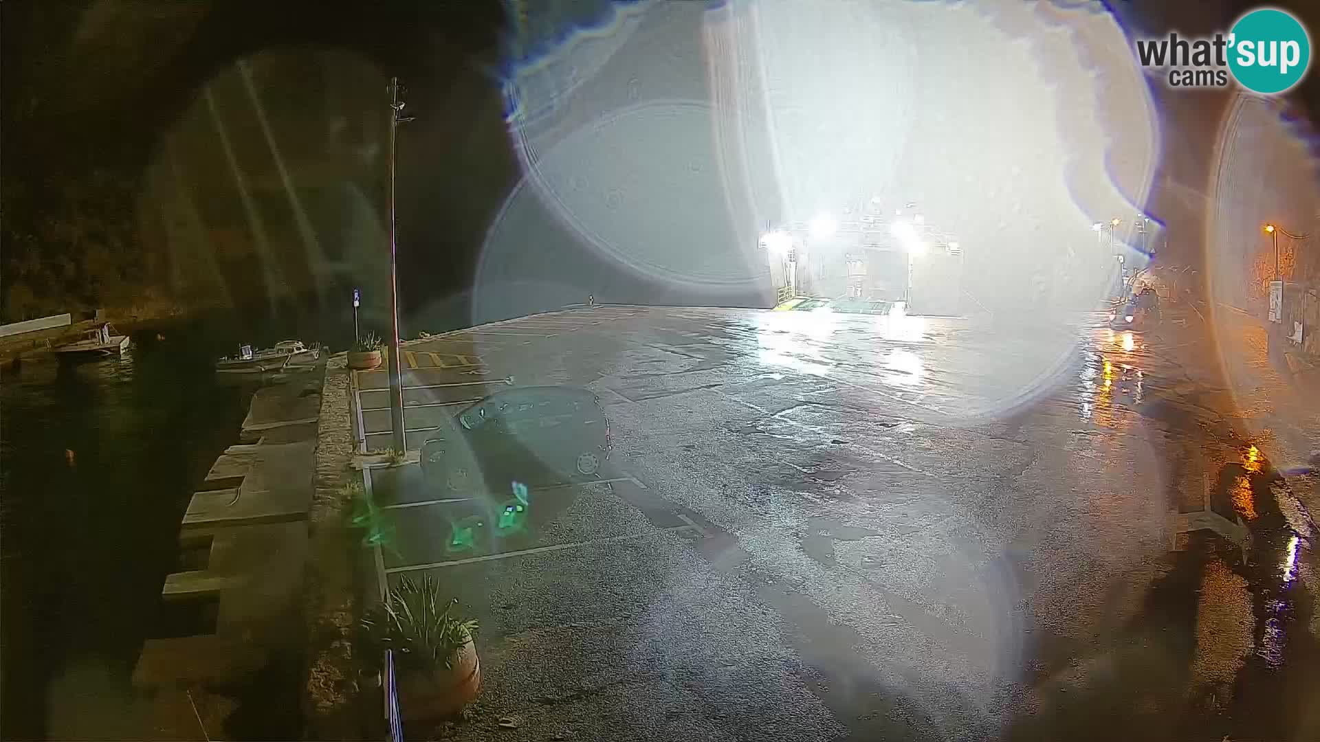 Webcam Prizna ferry port to Pag island