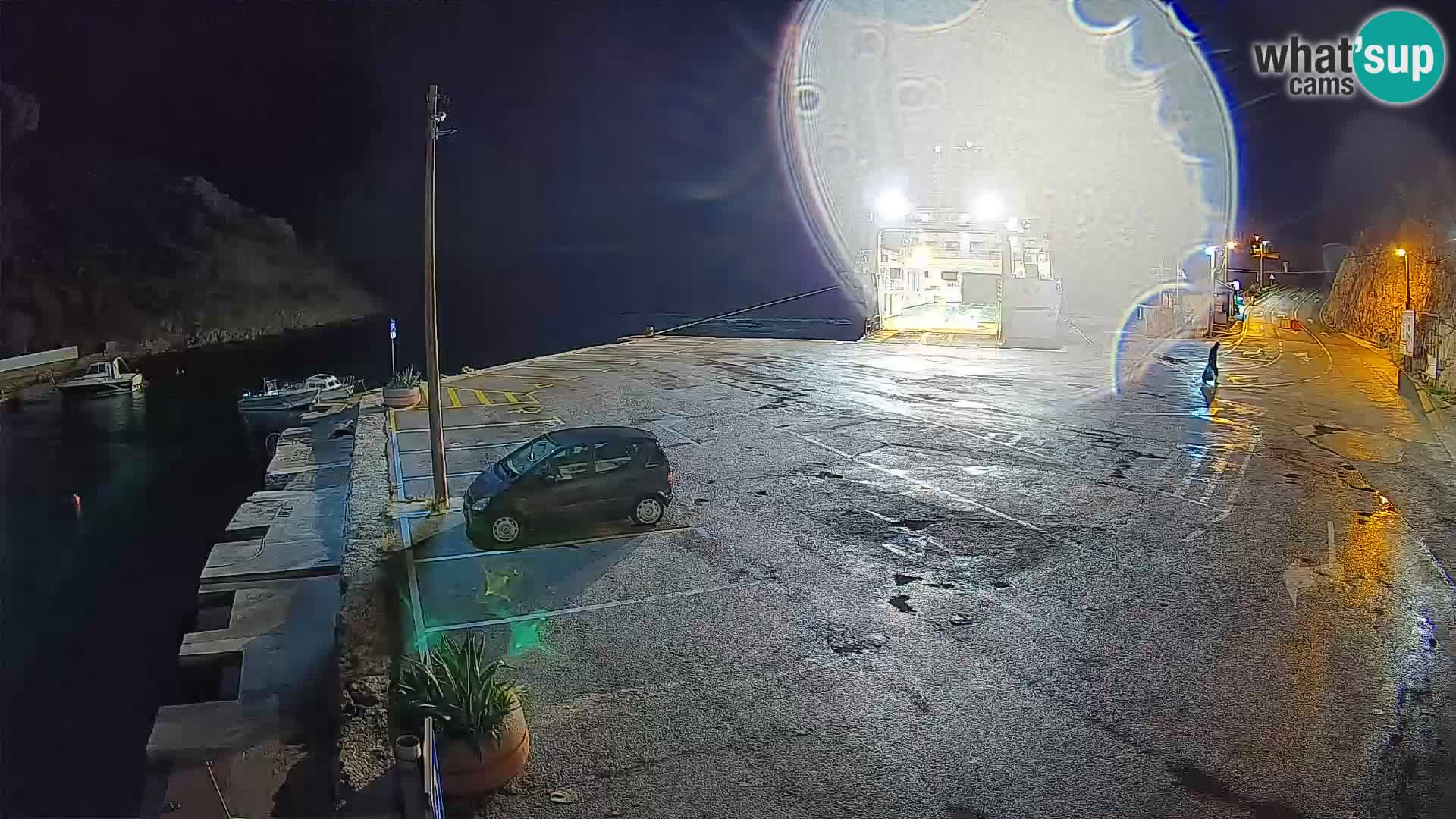 Webcam Prizna ferry port to Pag island