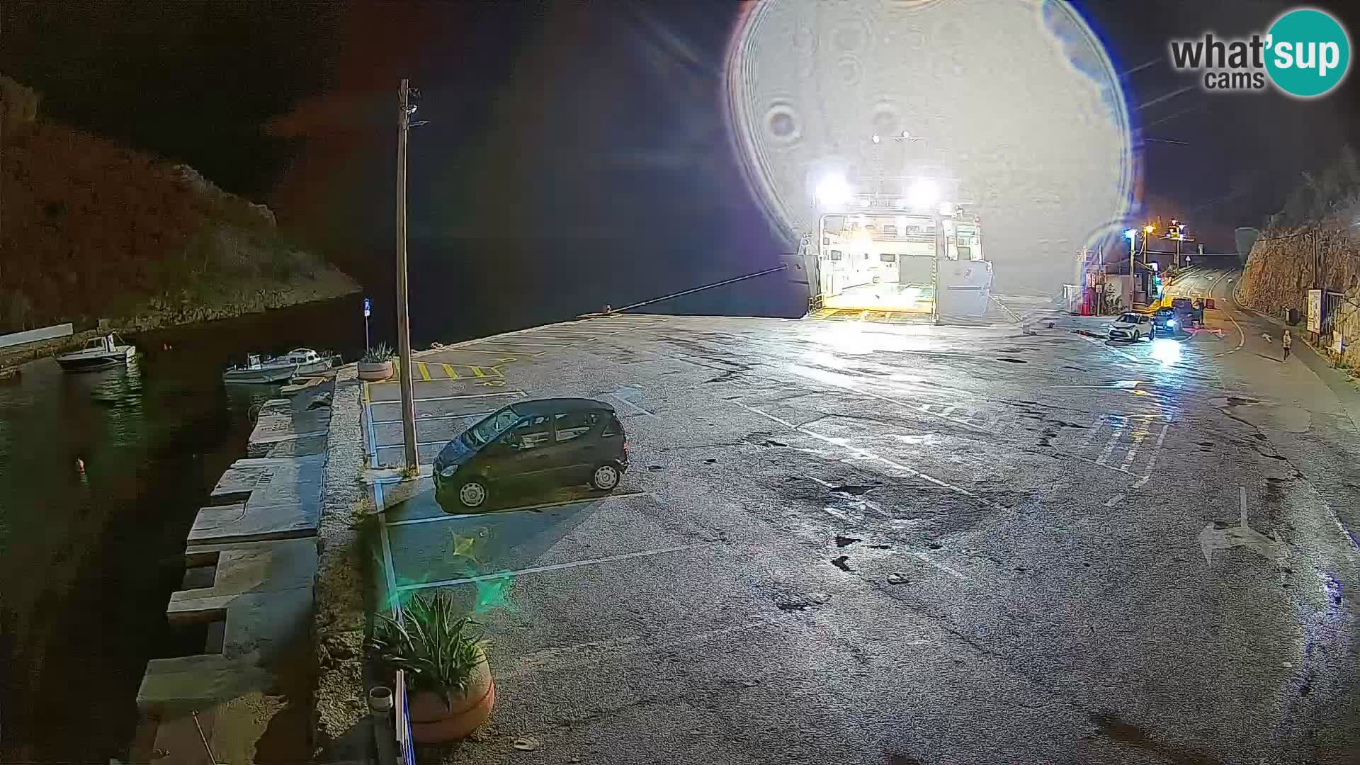 Webcam Prizna ferry port to Pag island