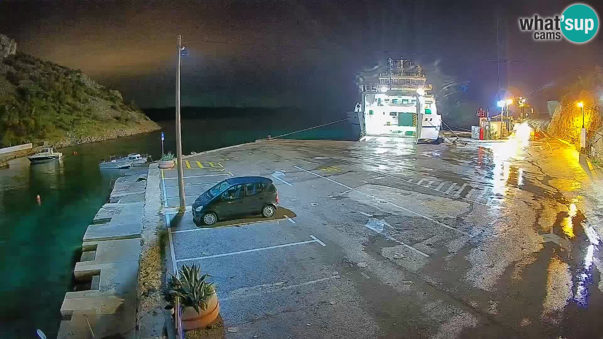 Webcam Prizna ferry port to Pag island