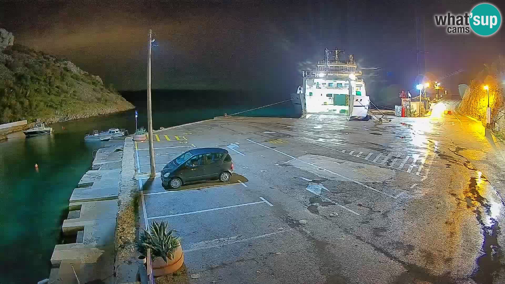 Webcam Prizna ferry port to Pag island