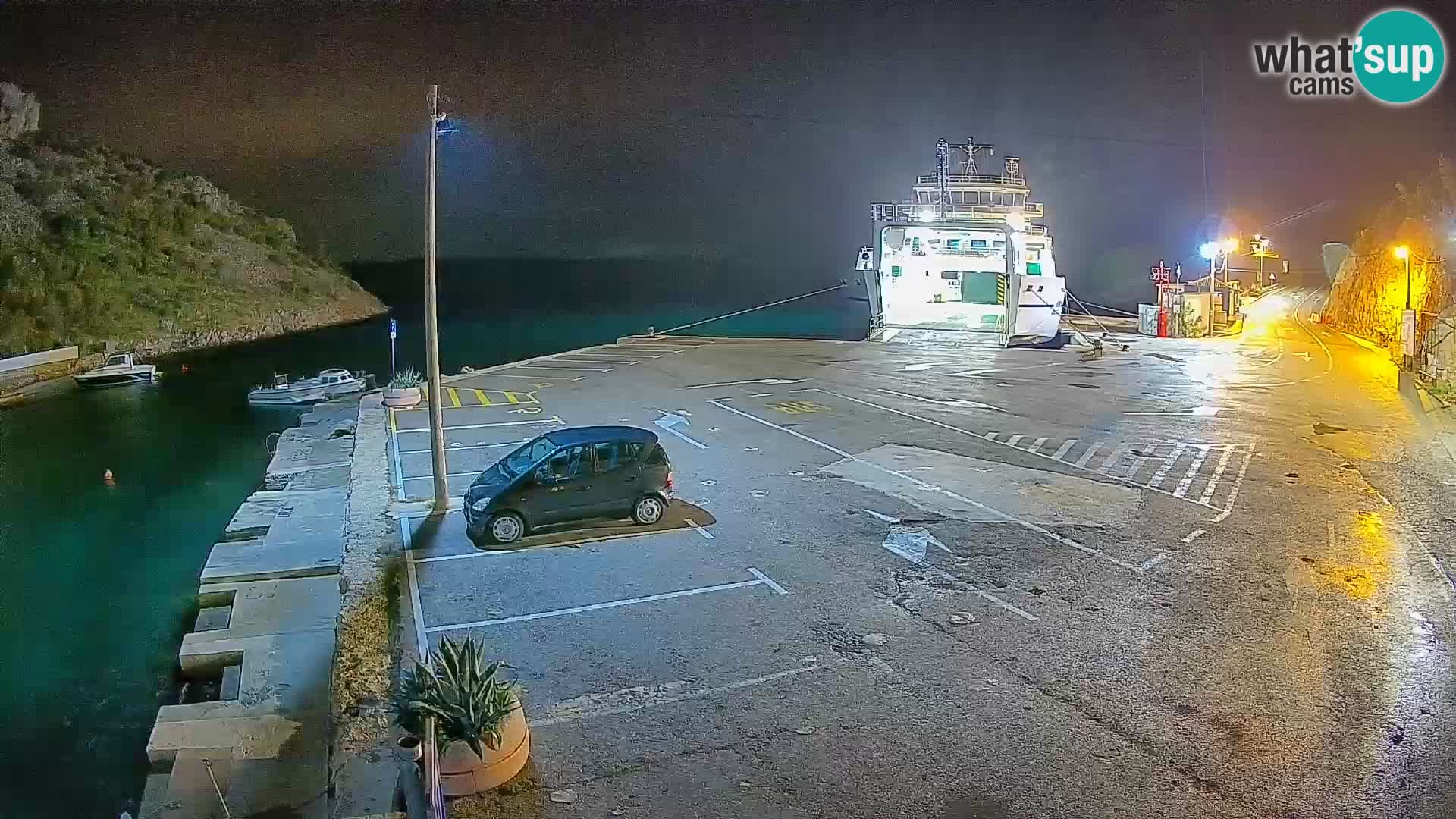 Webcam Prizna ferry port to Pag island
