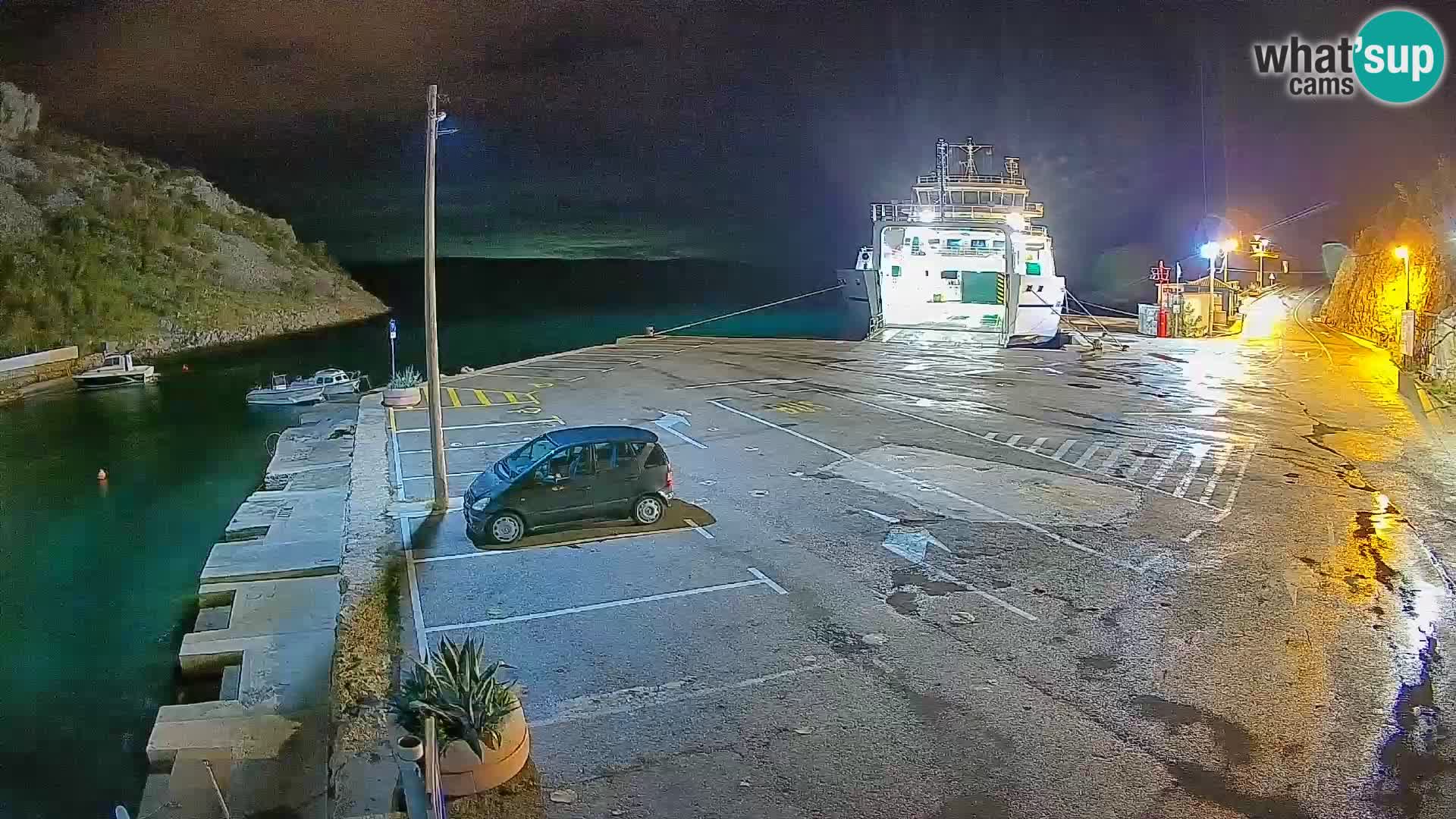 Webcam Prizna ferry port to Pag island