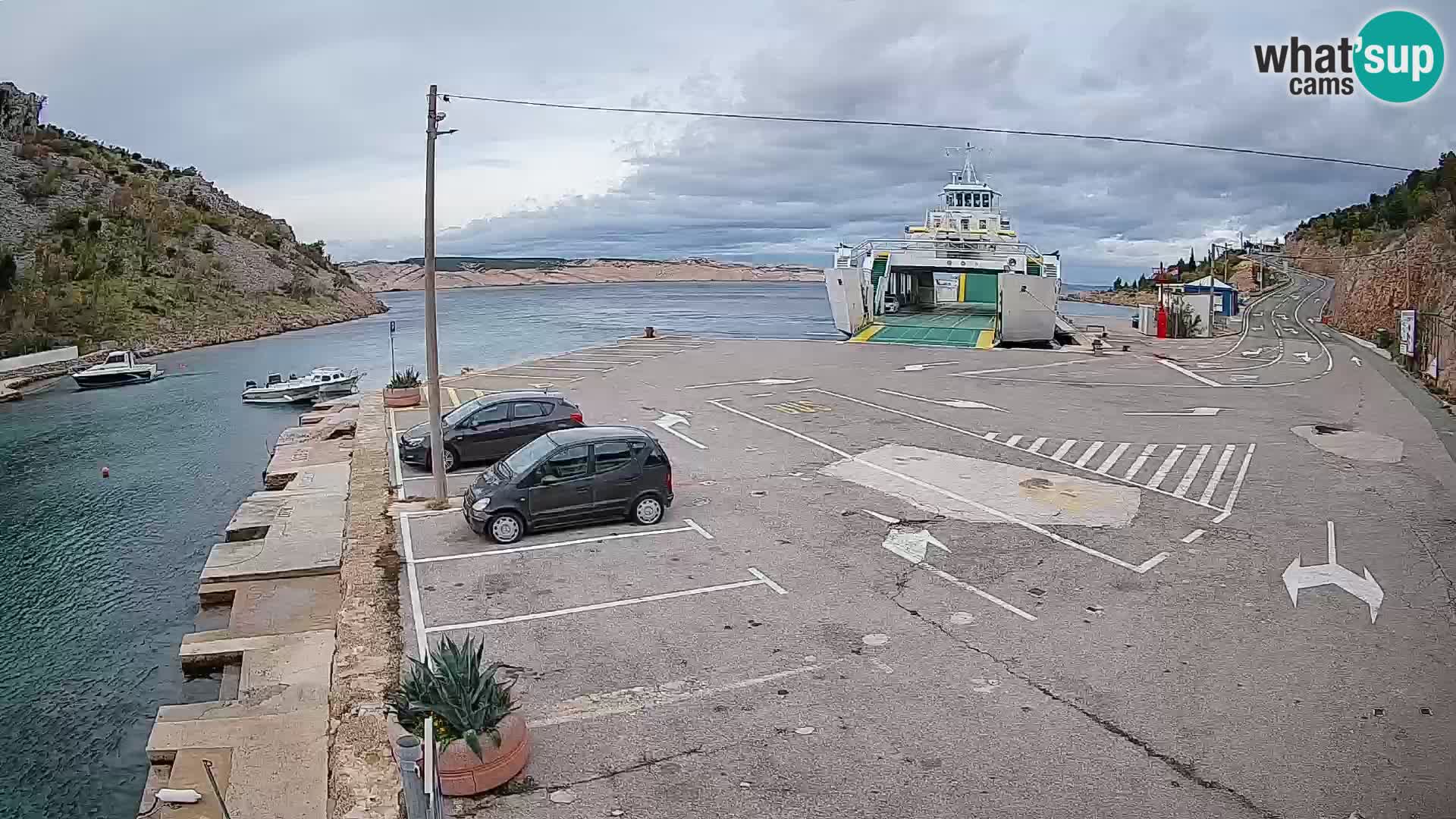 Webcam Prizna ferry port to Pag island