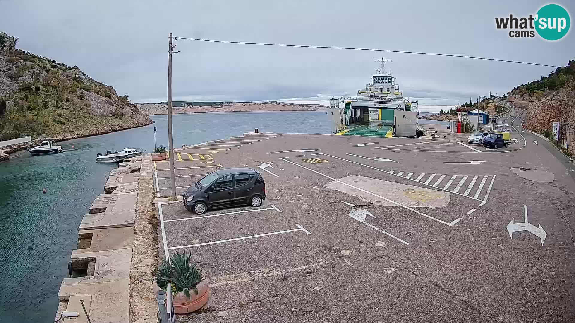 Webcam Prizna ferry port to Pag island