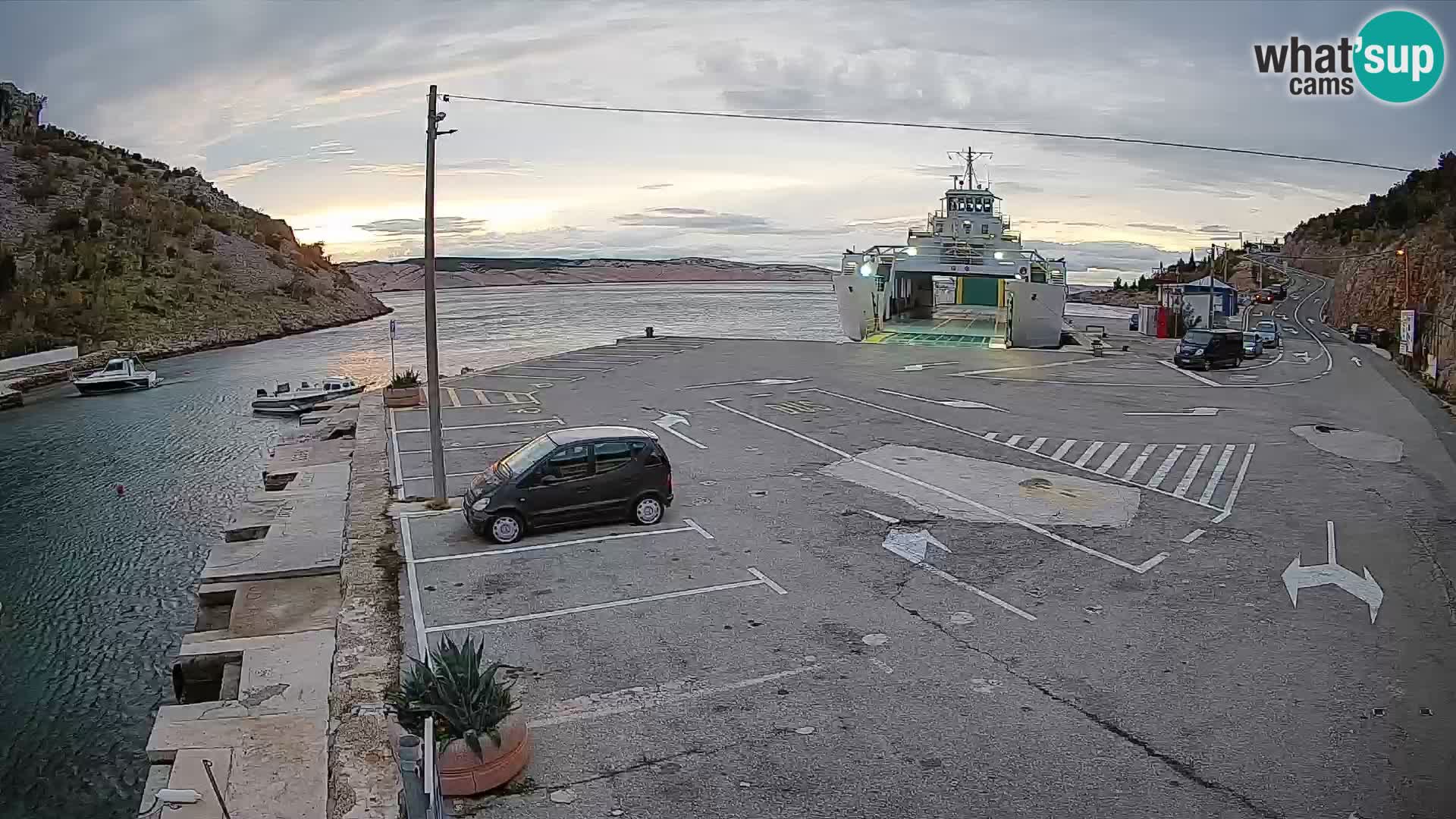 Webcam Fährhafen Prizna – zur Insel Pag