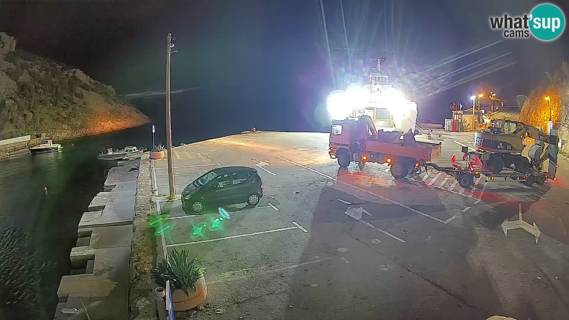 Webcam Prizna ferry port to Pag island