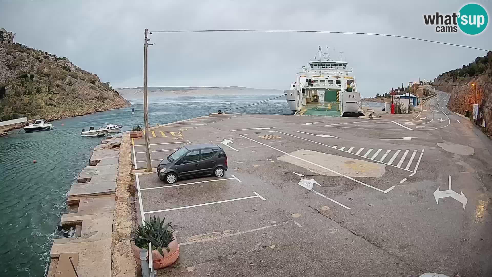 Webcam Fährhafen Prizna – zur Insel Pag