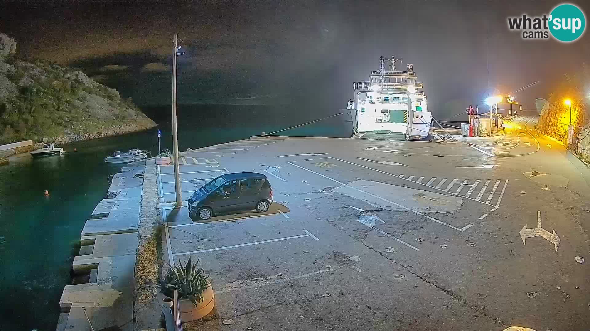 Webcam Prizna ferry port to Pag island