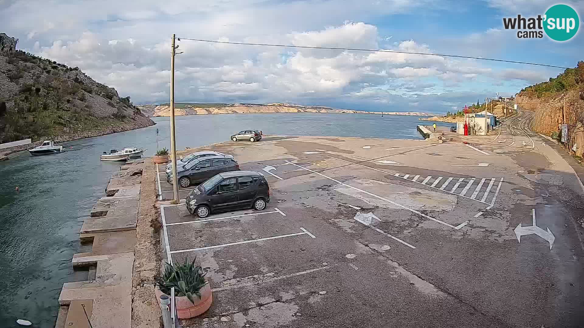 Webcam Prizna ferry port to Pag island
