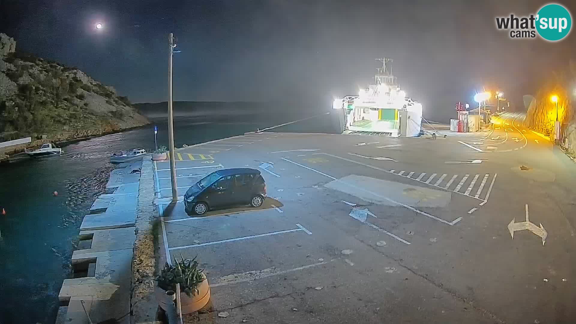 Webcam Prizna ferry port to Pag island