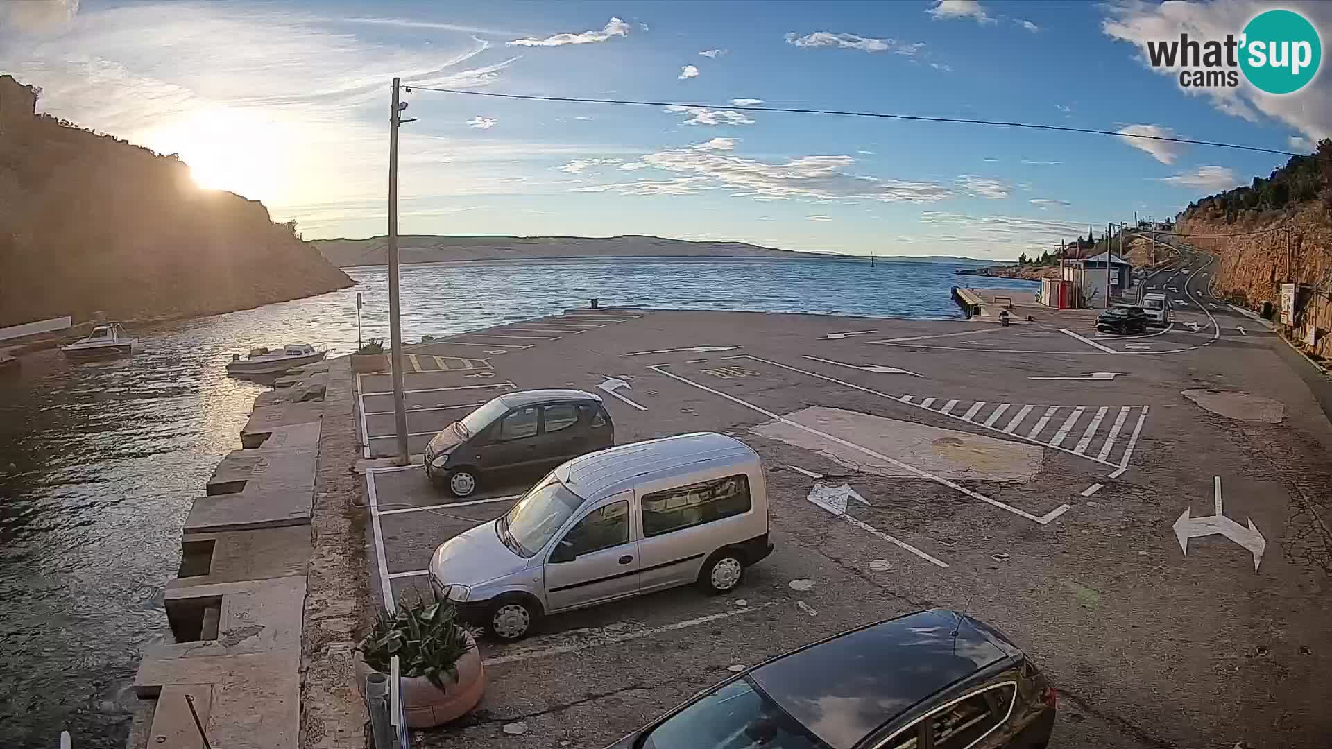 Webcam port de ferry de Prizna – vers l’île de Pag