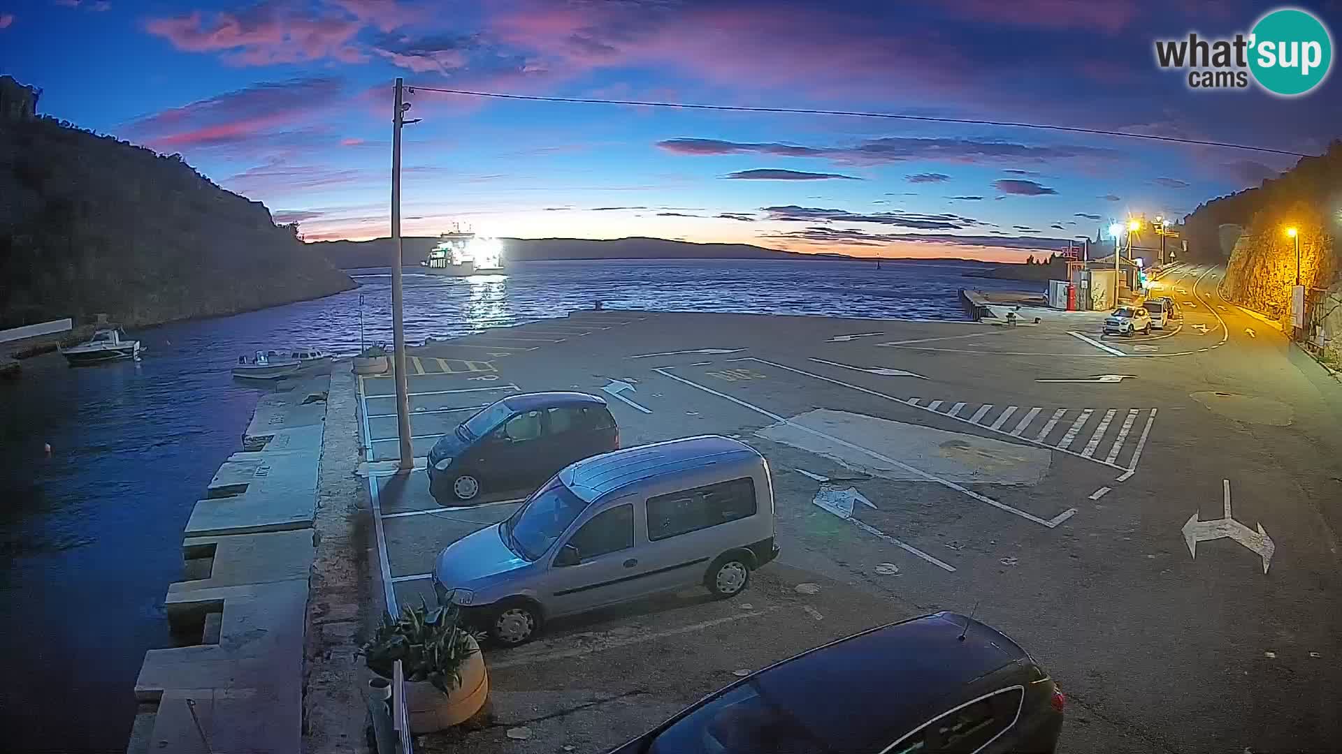 Webcam Prizna ferry port to Pag island