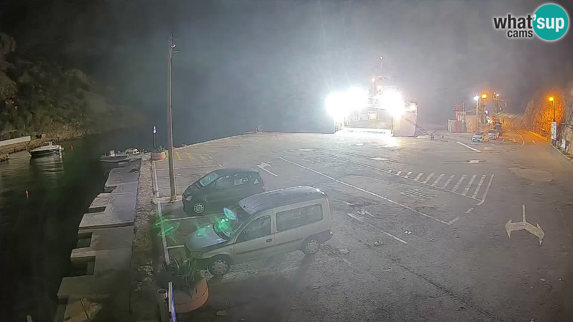 Webcam Prizna ferry port to Pag island